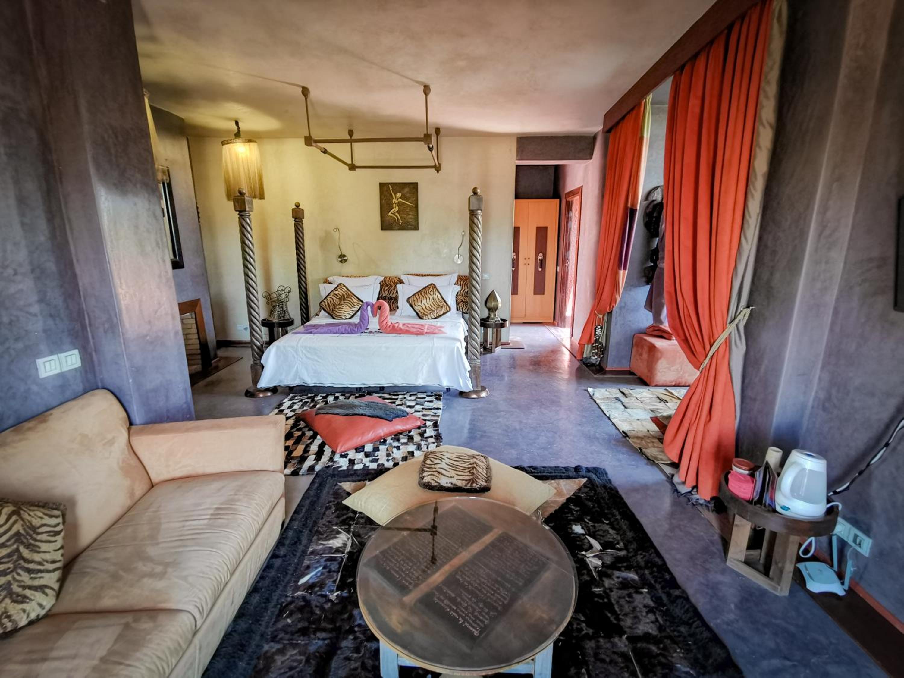 King Suite with Spa Bath