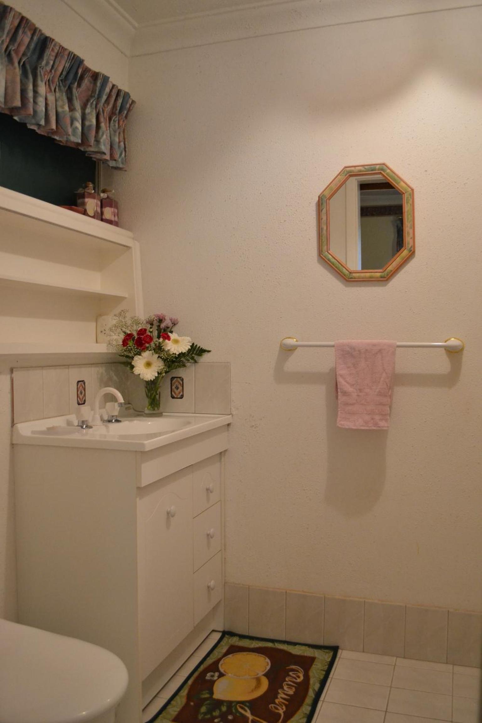 Double Room with Private Bathroom photo 3