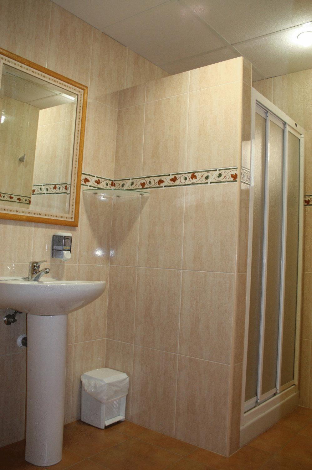 Double Room With Private Bathroom photo 3