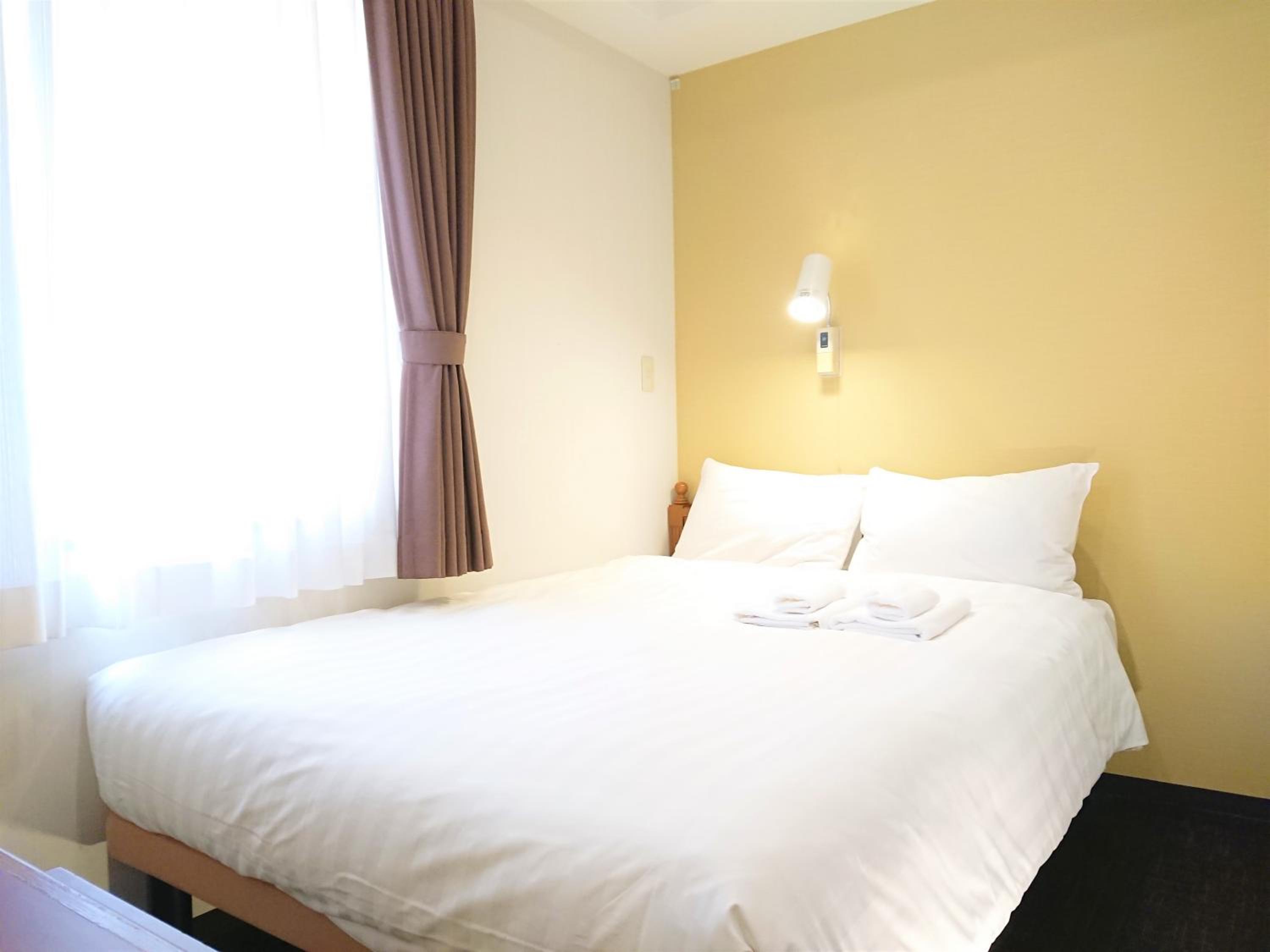 Double Room with Small Double Bed - Non-Smoking photo 1