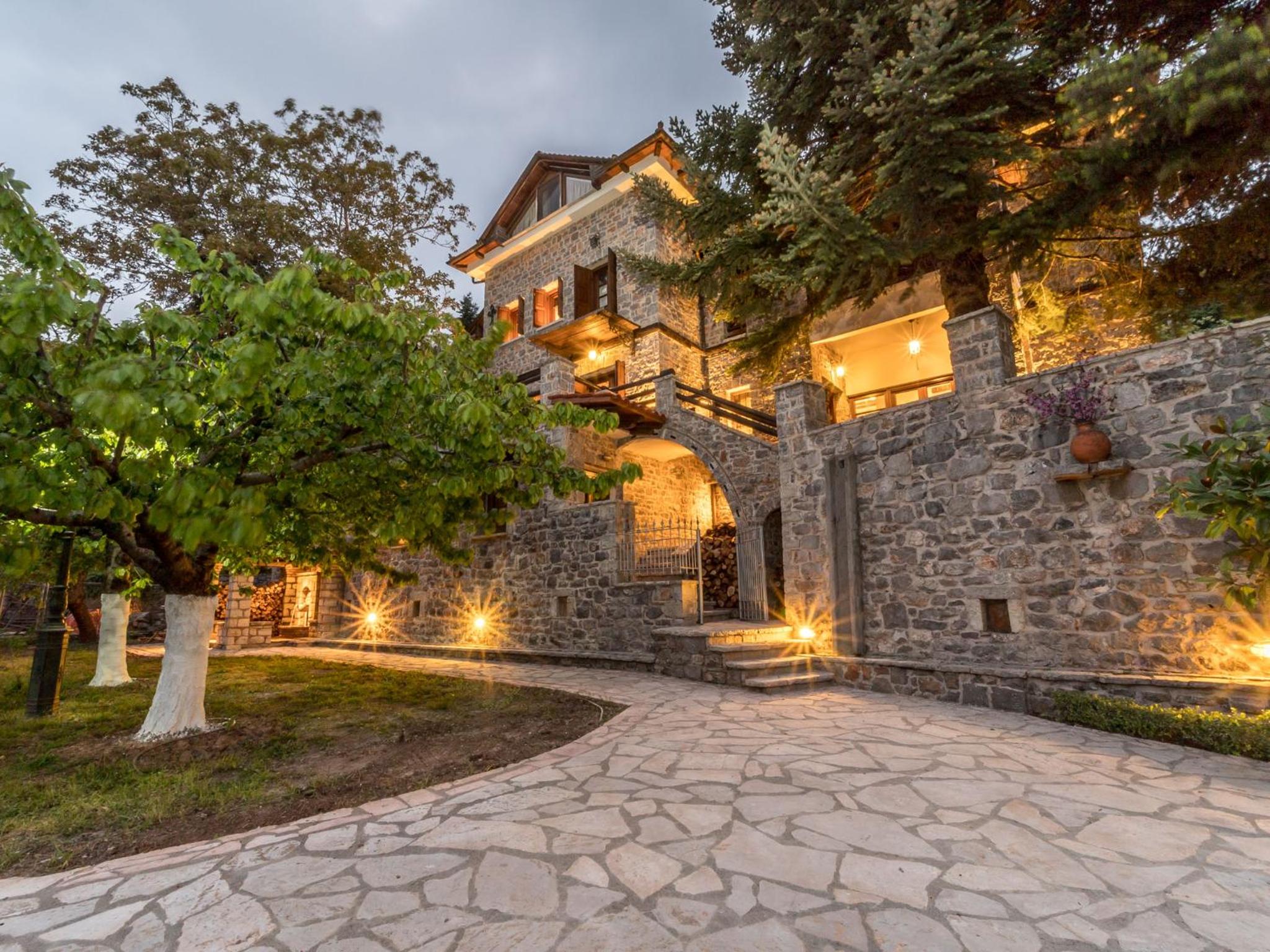 Villa photo 3
