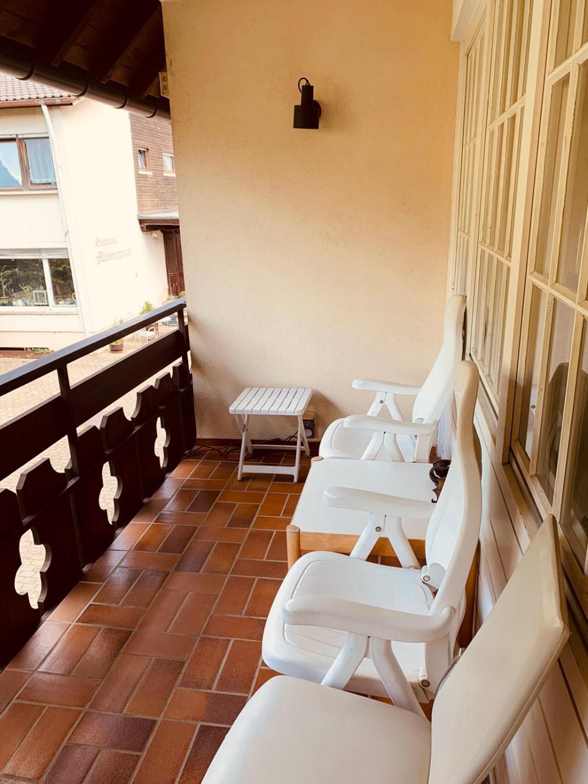Junior Suite with Balcony - Photo 8