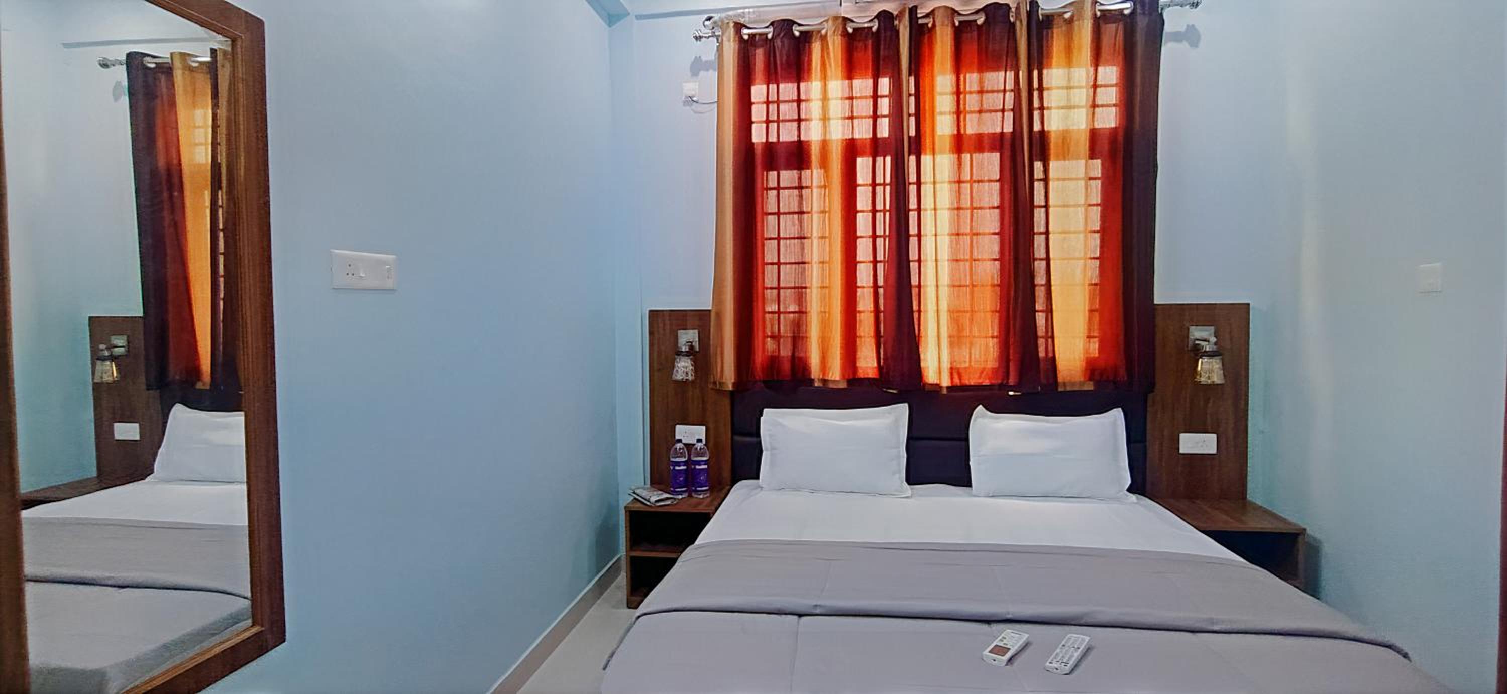 Double Room with Mountain View