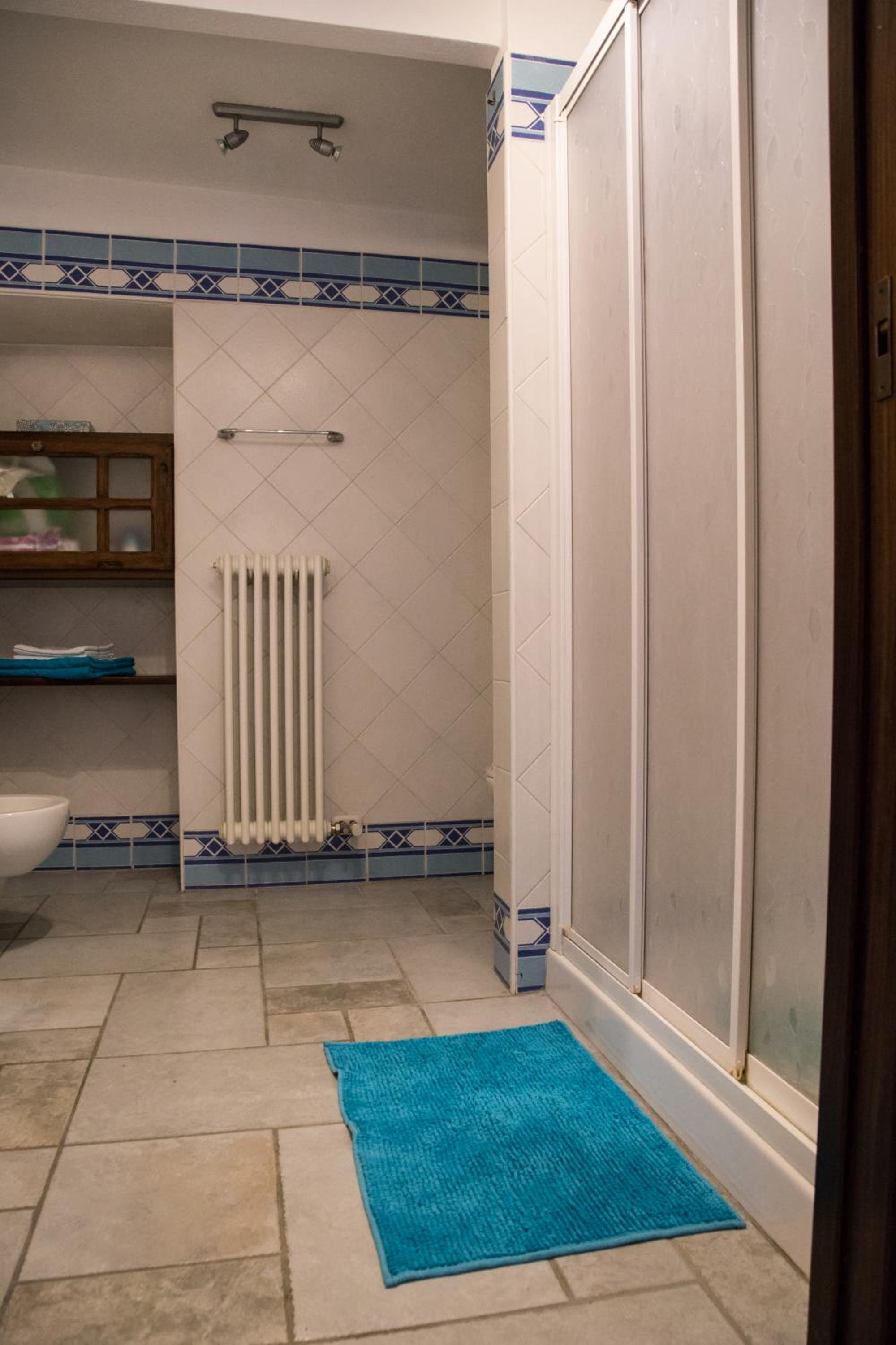 One-Bedroom Apartment - Photo 9