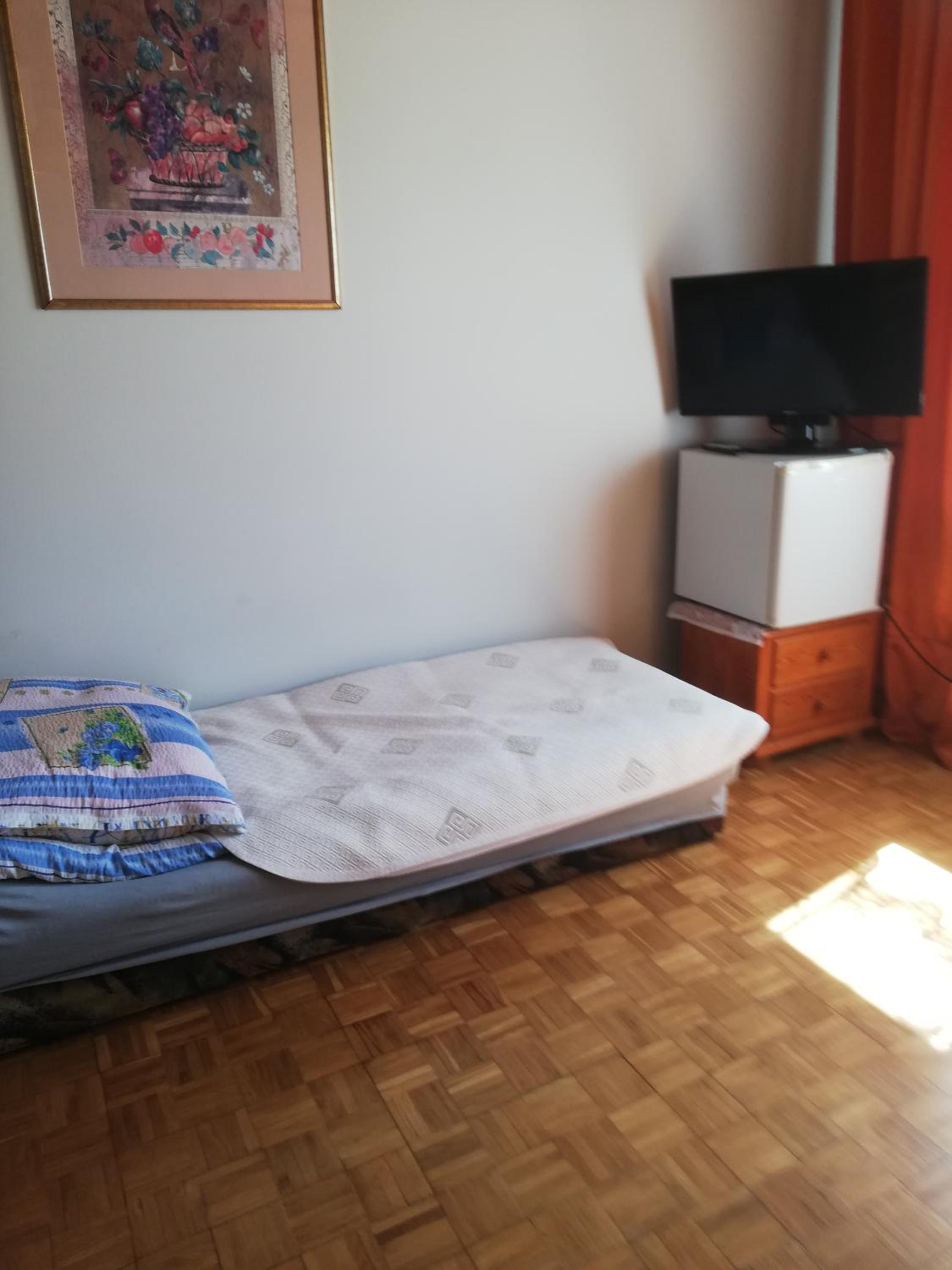 Triple Room with Private Bathroom photo 1