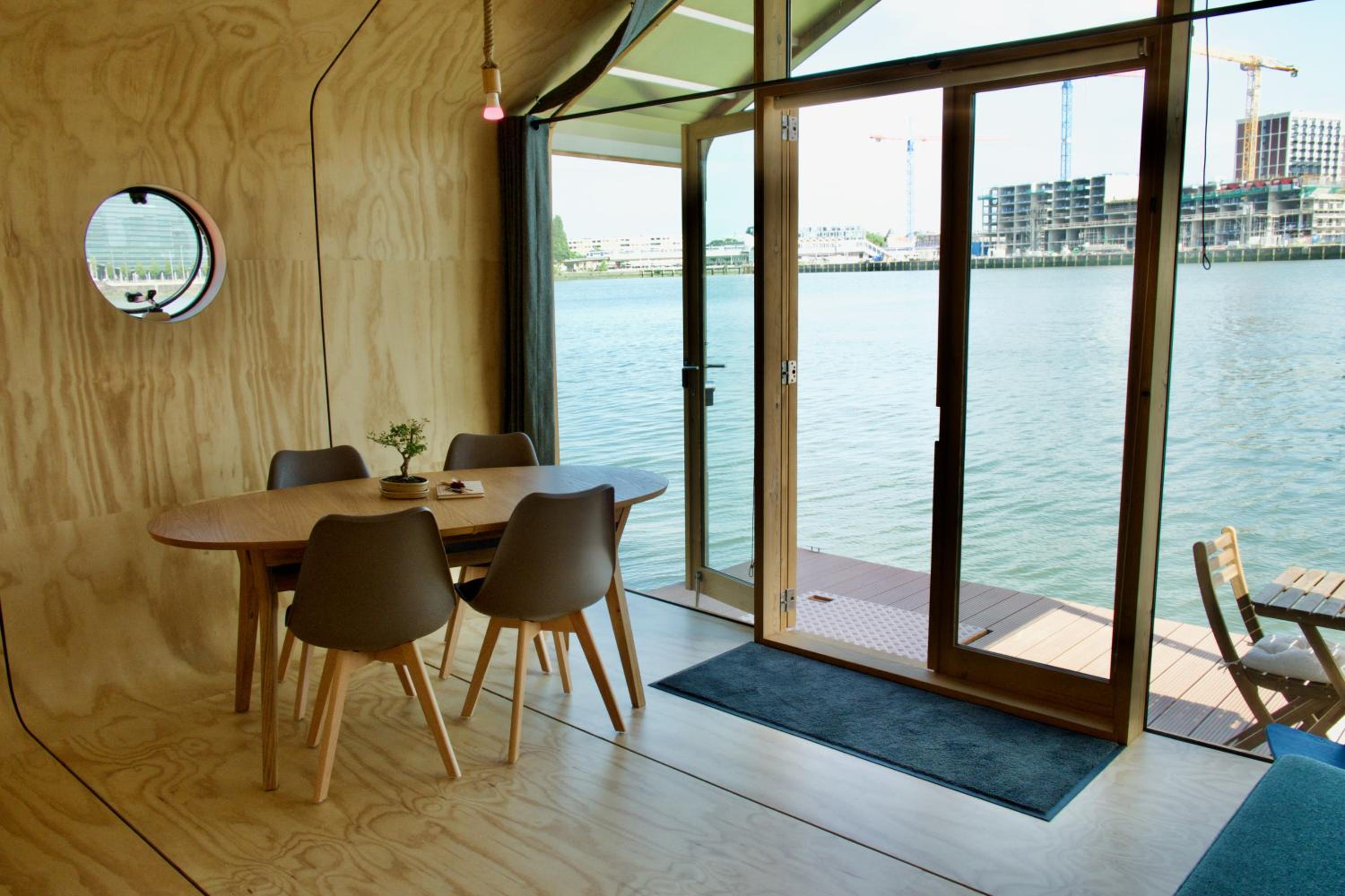 Two-Bedroom House - Photo 8