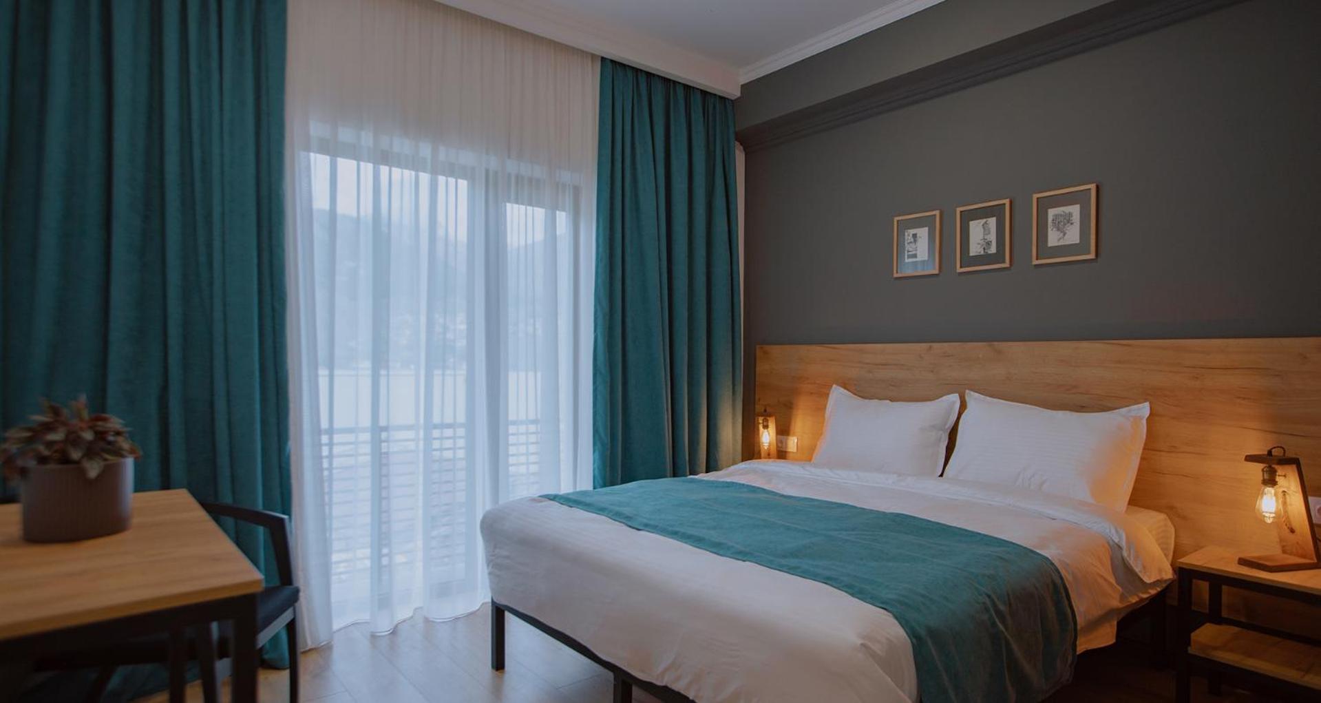 Double Room with Back Mountain View  photo 3