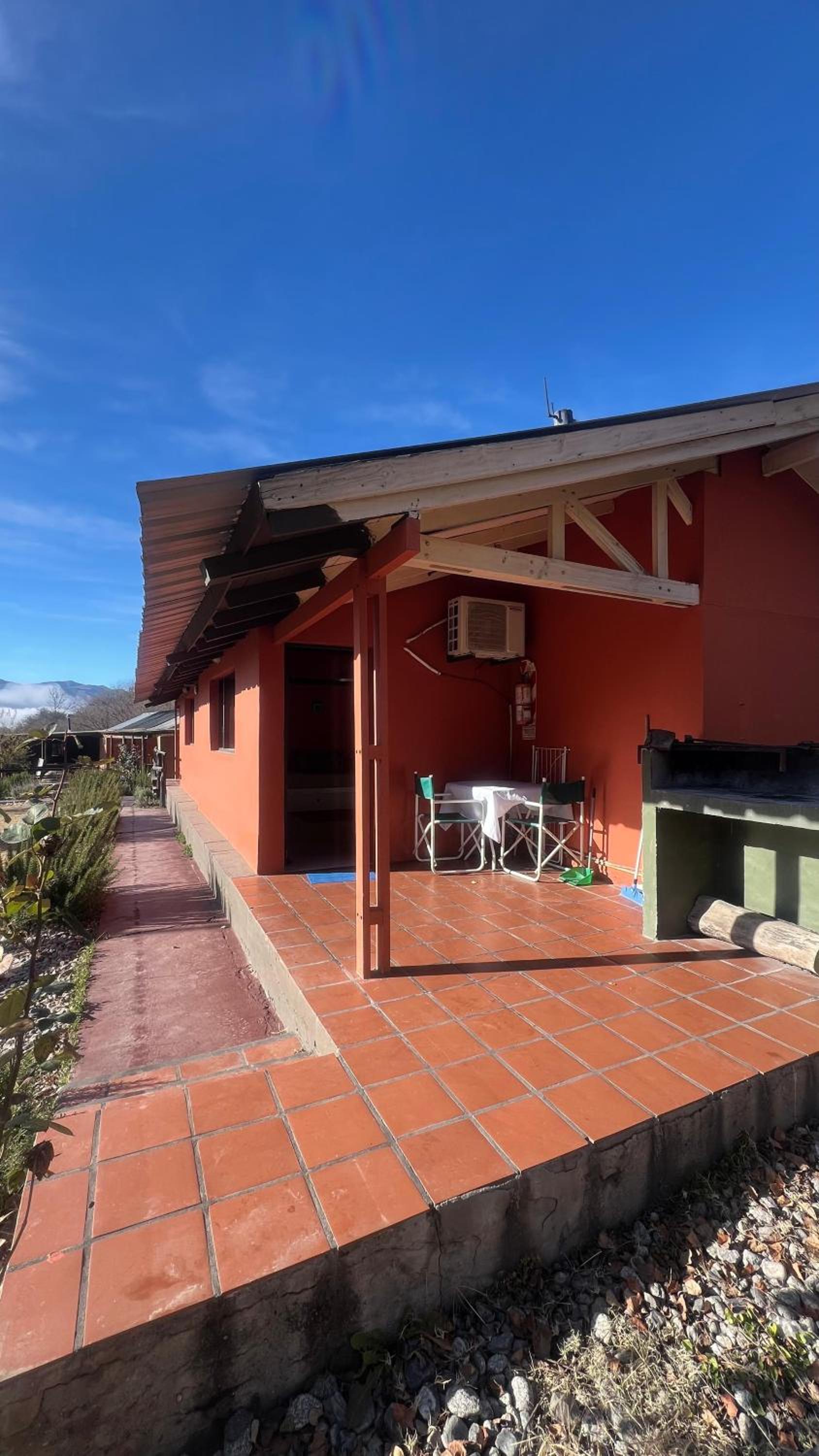 Bungalow photo 1