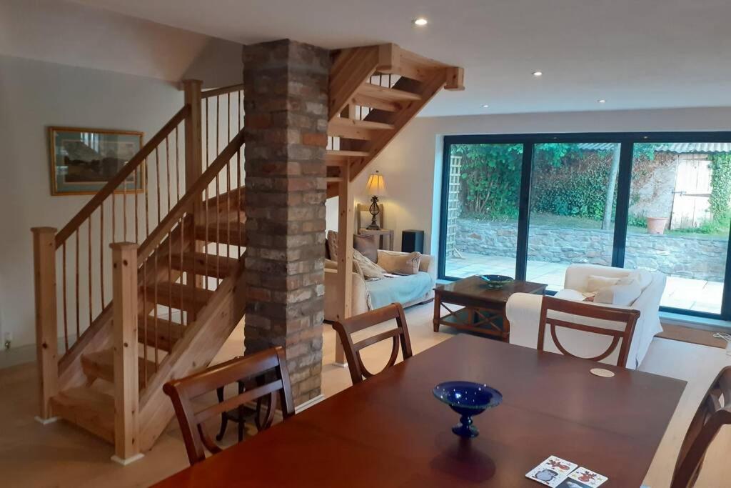 Two-Bedroom House - Photo 52