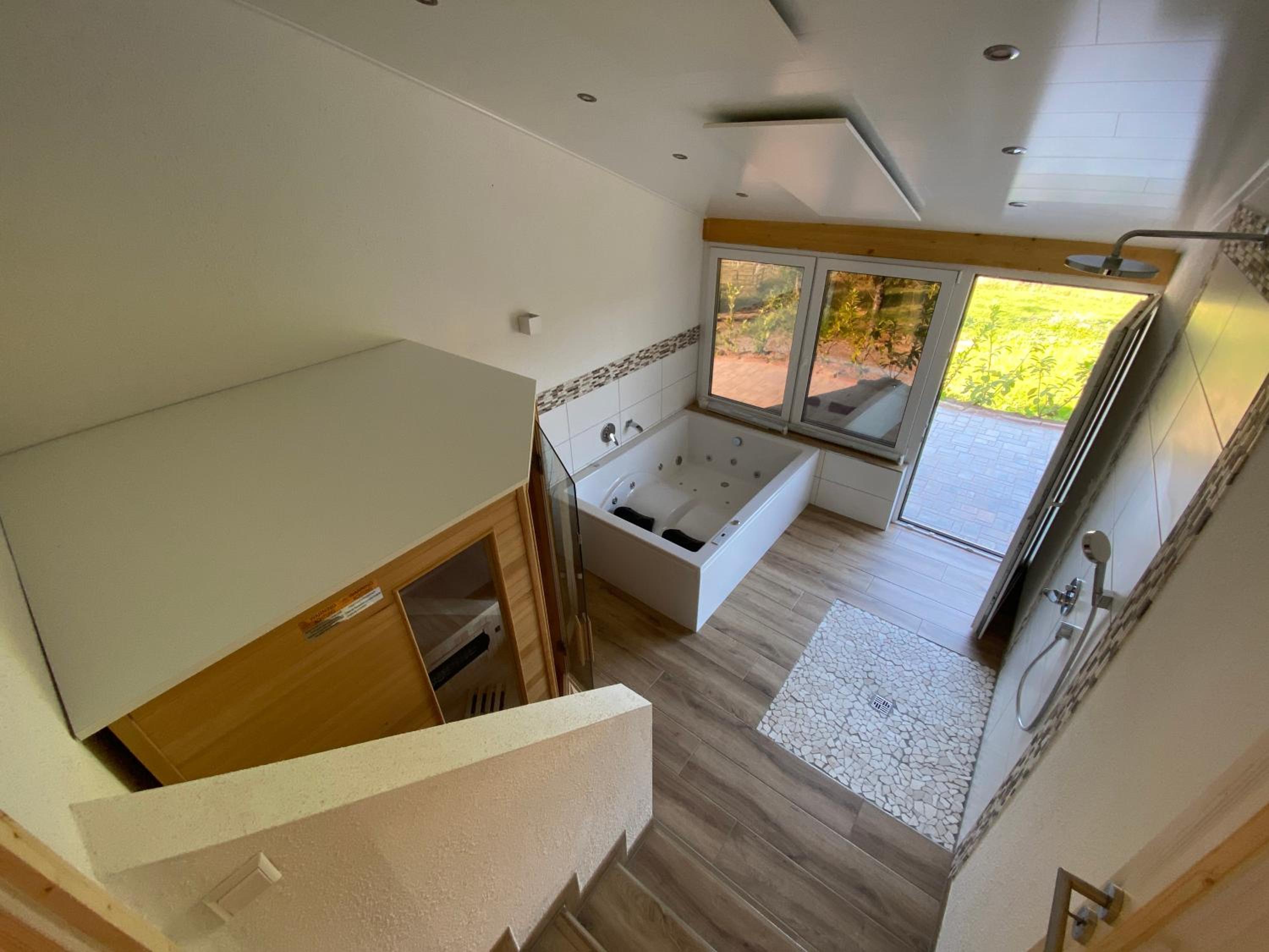Four-Bedroom House photo 2