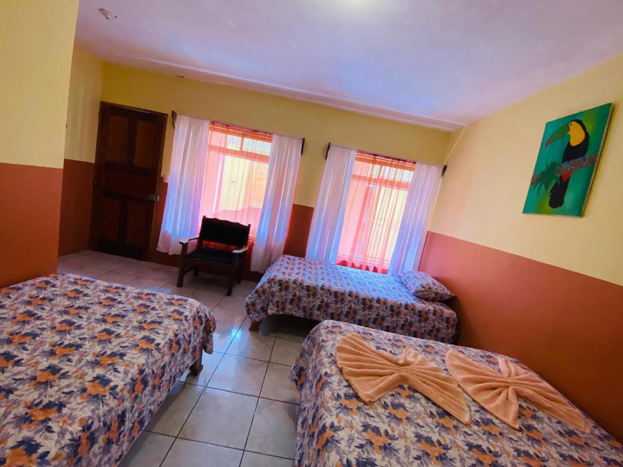 Economy Quadruple Room photo 2