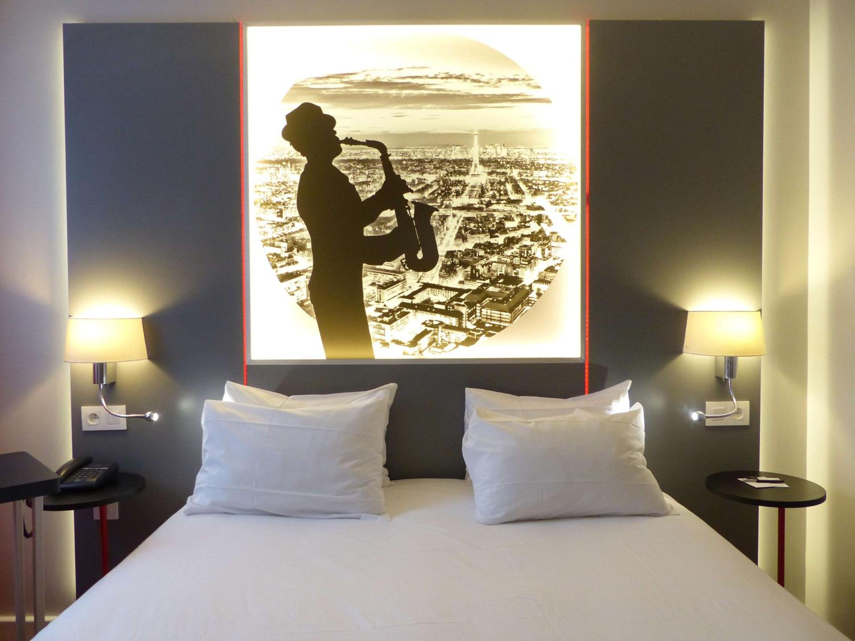 Standard Twin Room - Photo 7