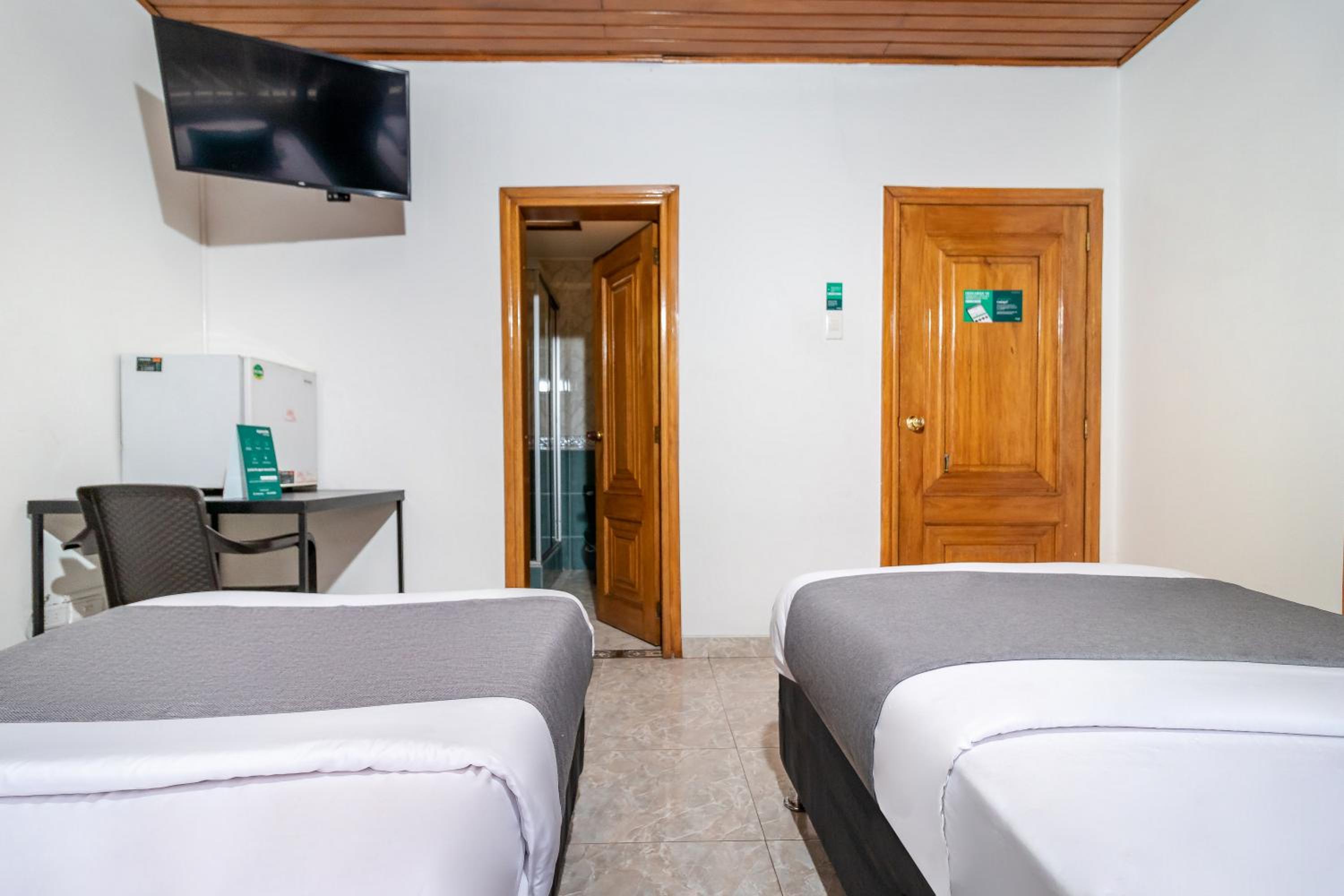 Double Room - Photo 1