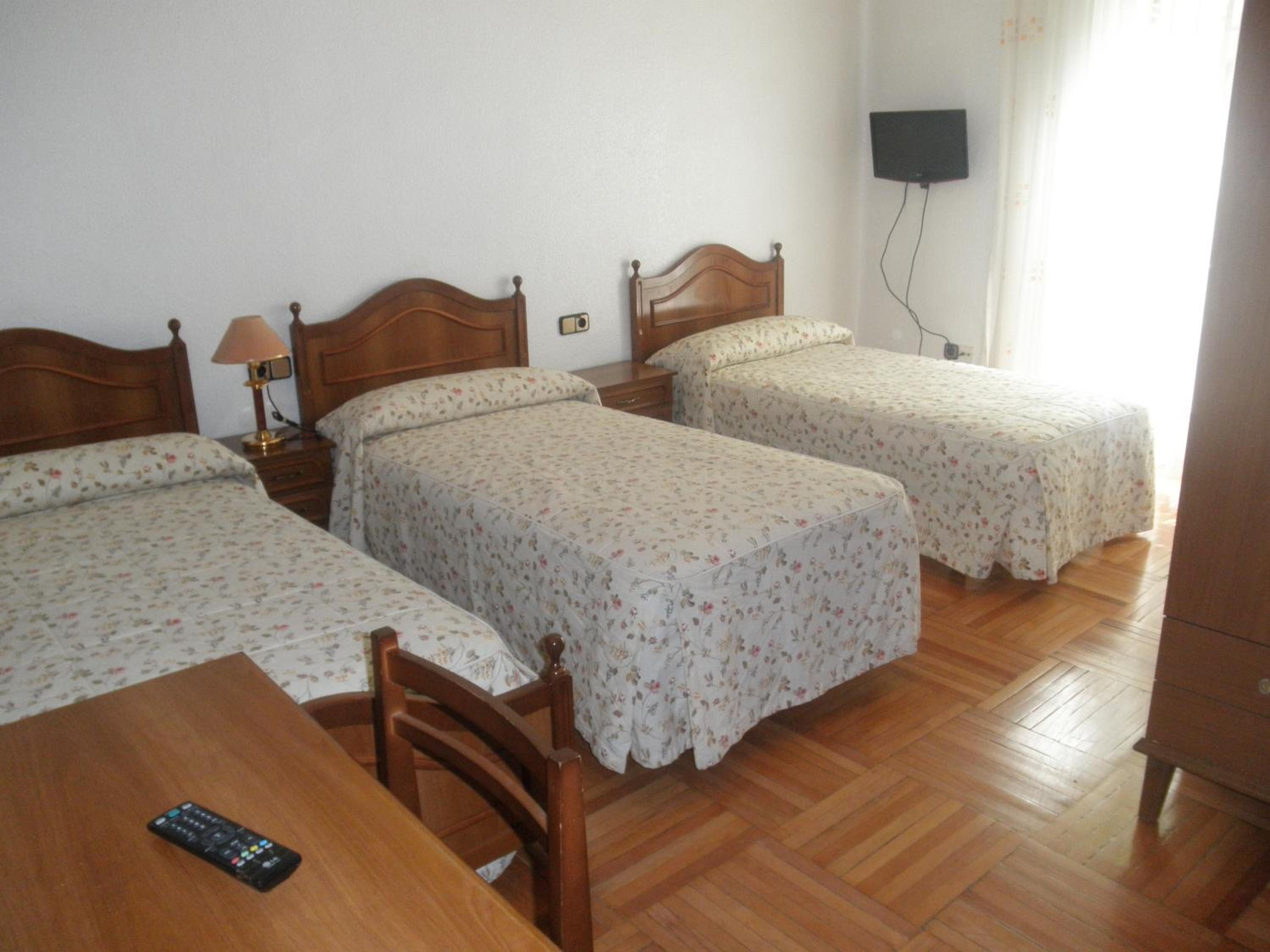 Habitación Doble o con Dos Camas con Cama Adicional