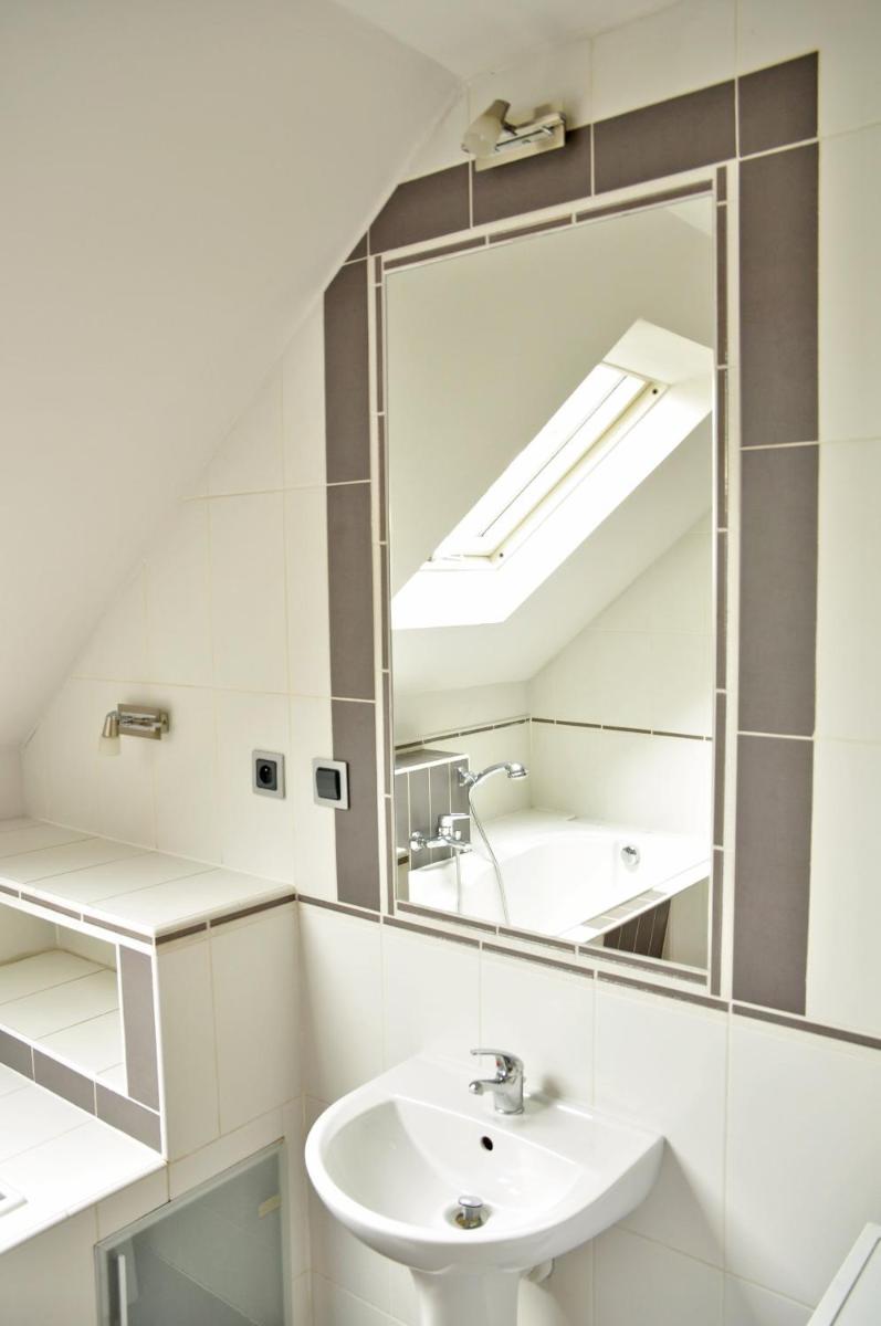 Two-Bedroom Apartment (6 Adults)