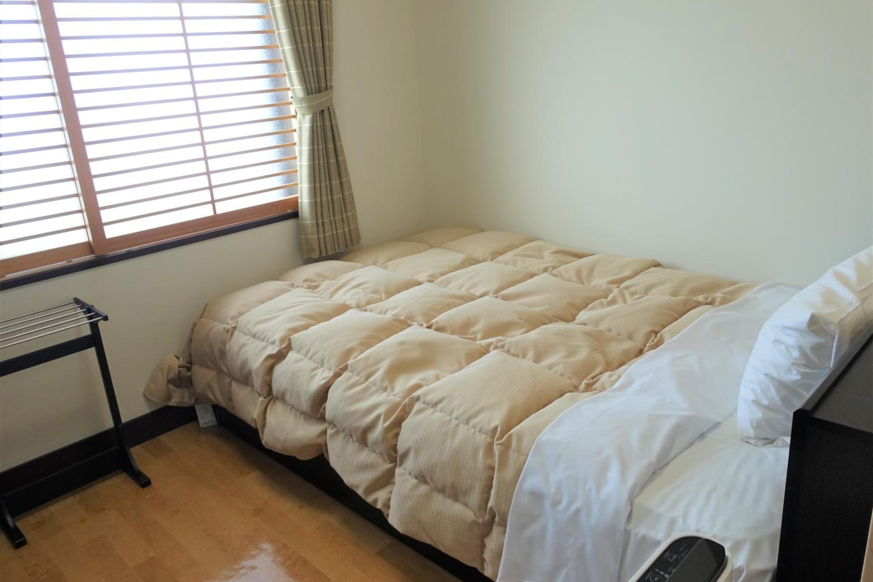 Single Room - Non-Smoking photo 3