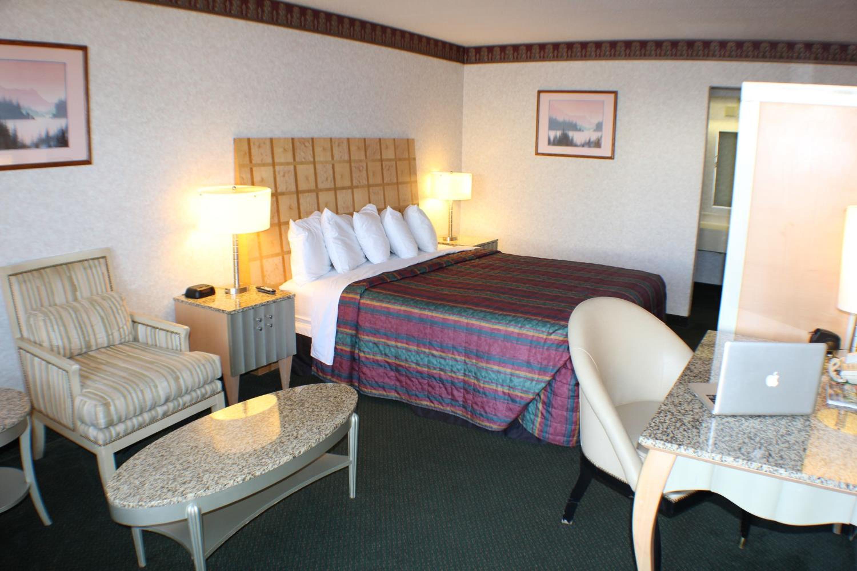 Standard King Room - Smoking photo 1