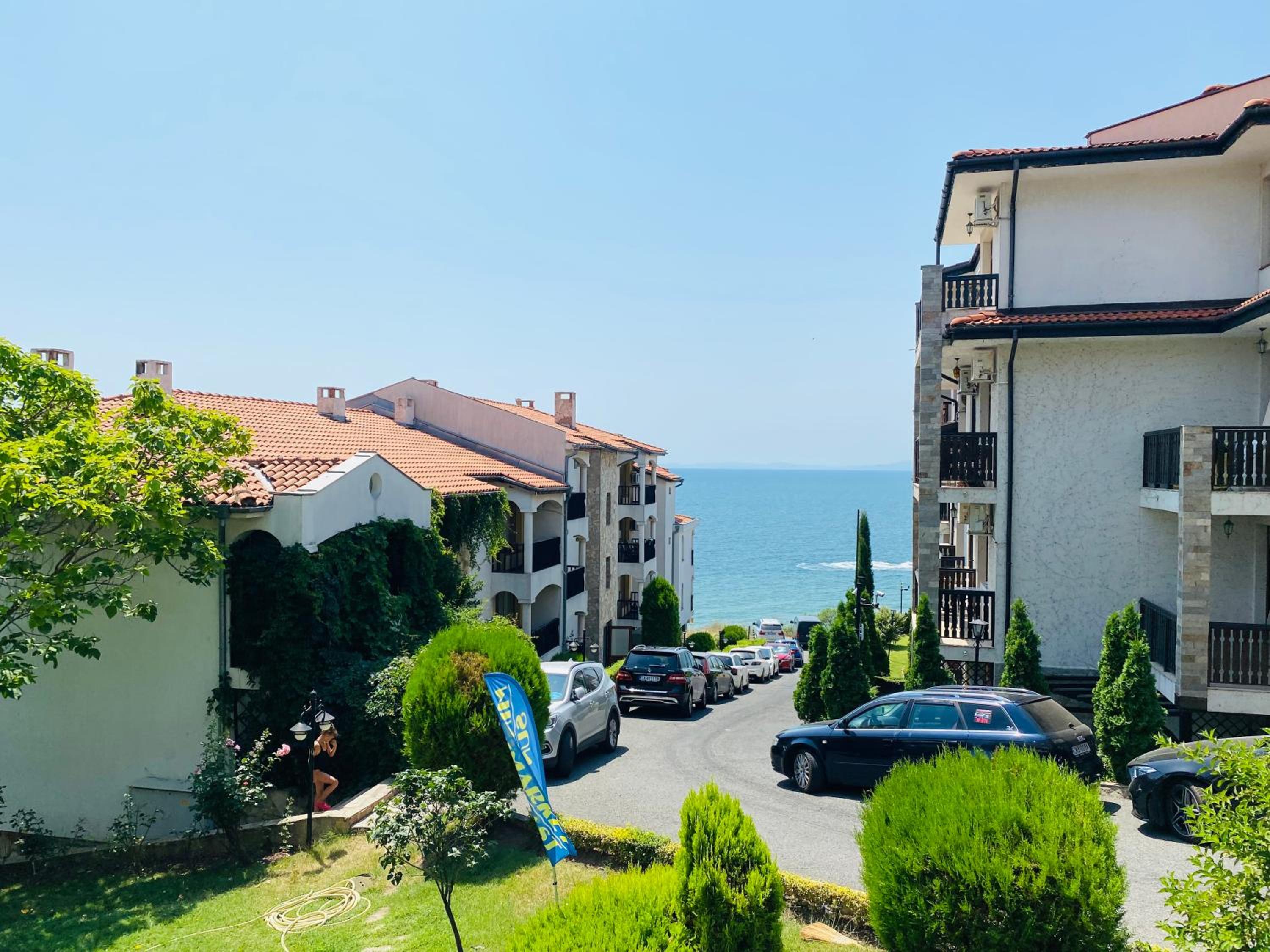 Studio Apartment with Sea View photo 3