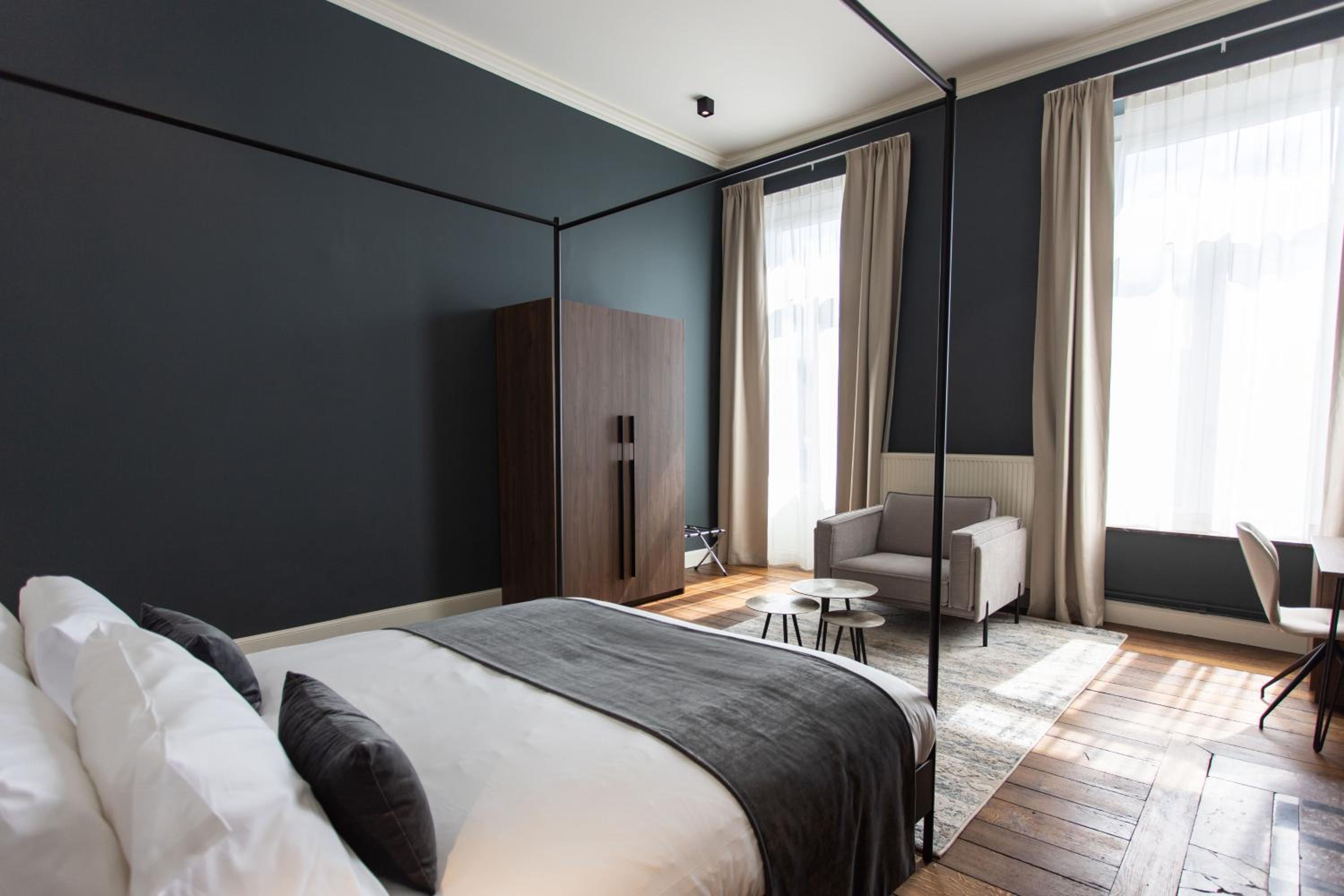 Deluxe Double Room with Bath
