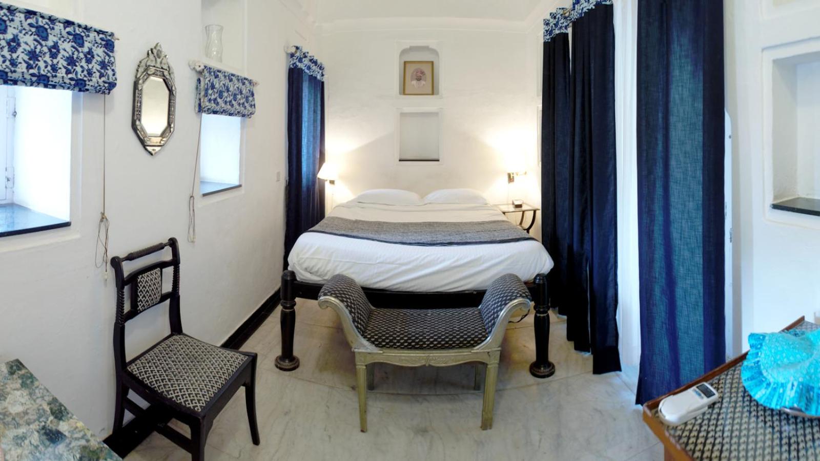 Heritage Old World Room - Enjoy a 10% discount on spa, laundry, and vintage car services, alongside complimentary evening tea, guided fort tours, and morning yoga (7:00 AM – 8:00 AM) photo 2