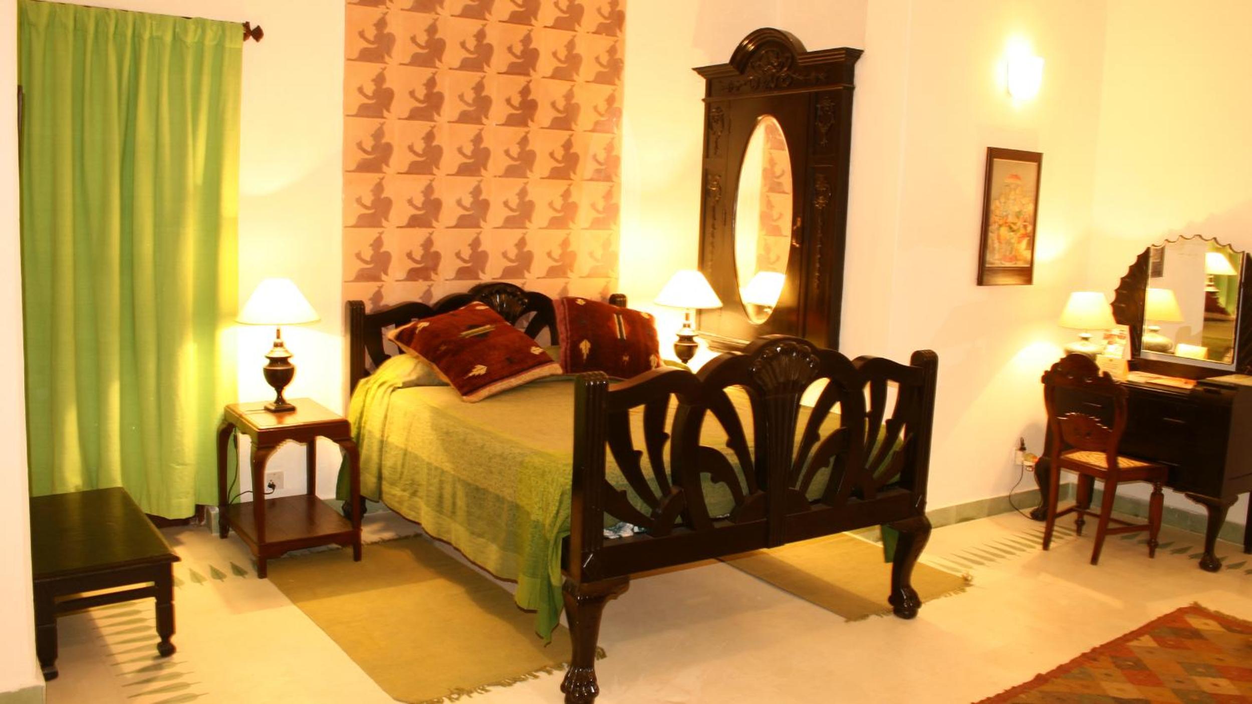 Heritage Old World Room - Enjoy a 10% discount on spa, laundry, and vintage car services, alongside complimentary evening tea, guided fort tours, and morning yoga (7:00 AM – 8:00 AM) photo 3