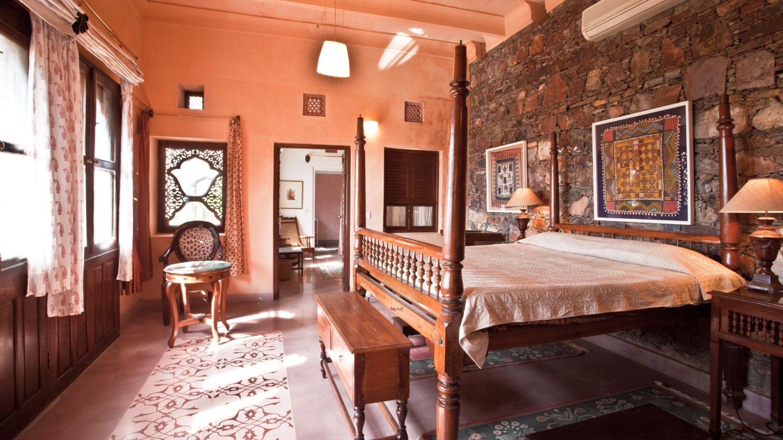Heritage Splendour Room – Enjoy a 10% discount on spa, laundry, and vintage car services, alongside complimentary evening tea, guided fort tours, and morning yoga (7:00 AM – 8:00 AM) Heritage Splendour Room – Enjoy a 10% discount on spa, laundry, and vintage car services, alongside complimentary evening tea, guided fort tours, and morning yoga (7:00 AM – 8:00 AM)