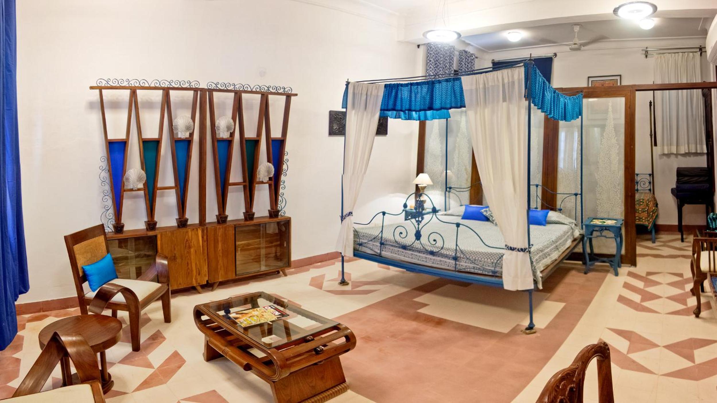 Heritage Splendour Room – Enjoy a 10% discount on spa, laundry, and vintage car services, alongside complimentary evening tea, guided fort tours, and morning yoga (7:00 AM – 8:00 AM) Heritage Splendour Room – Enjoy a 10% discount on spa, laundry, and vintage car services, alongside complimentary evening tea, guided fort tours, and morning yoga (7:00 AM – 8:00 AM)