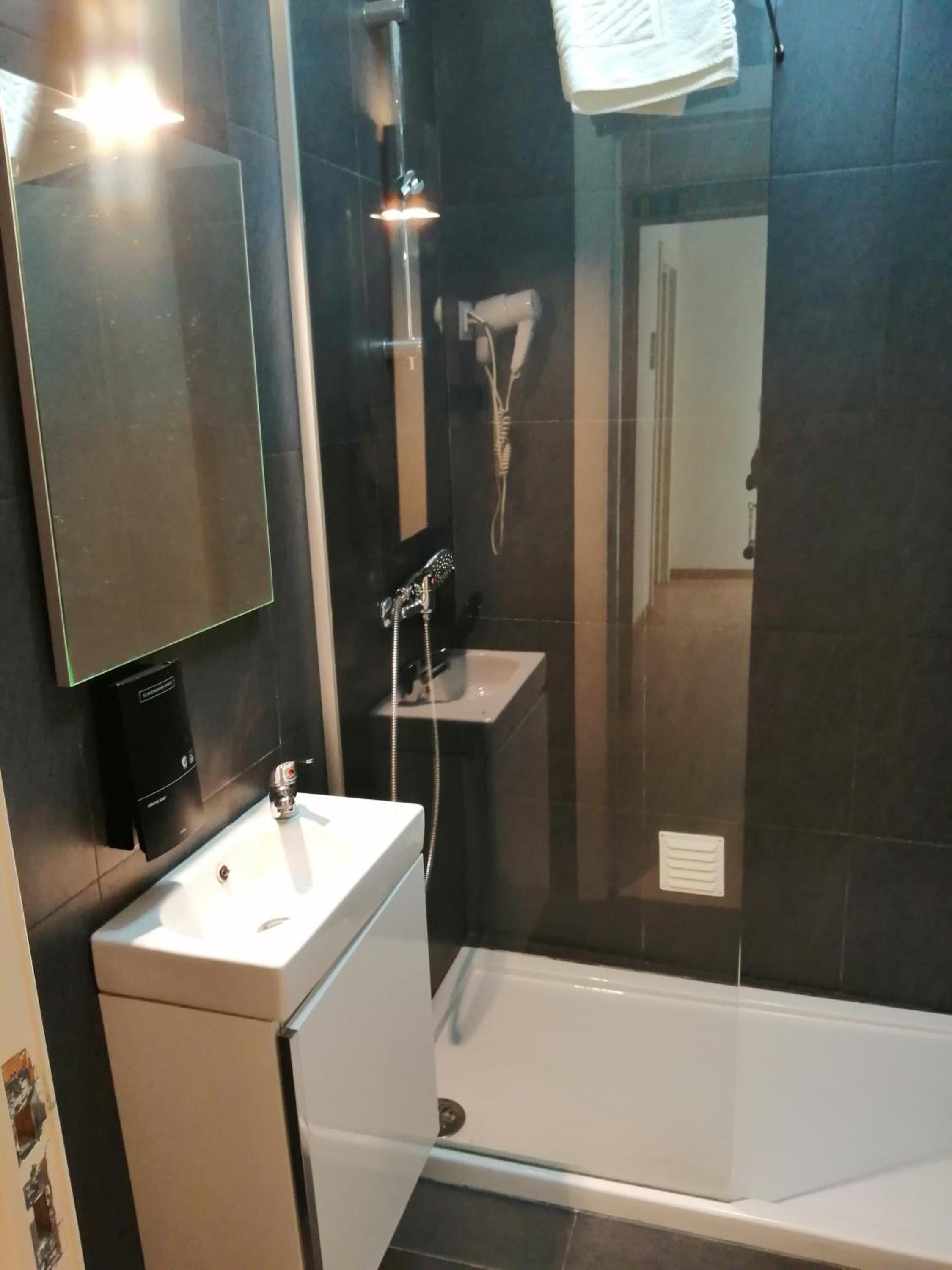 Comfort Double Room - Photo 14