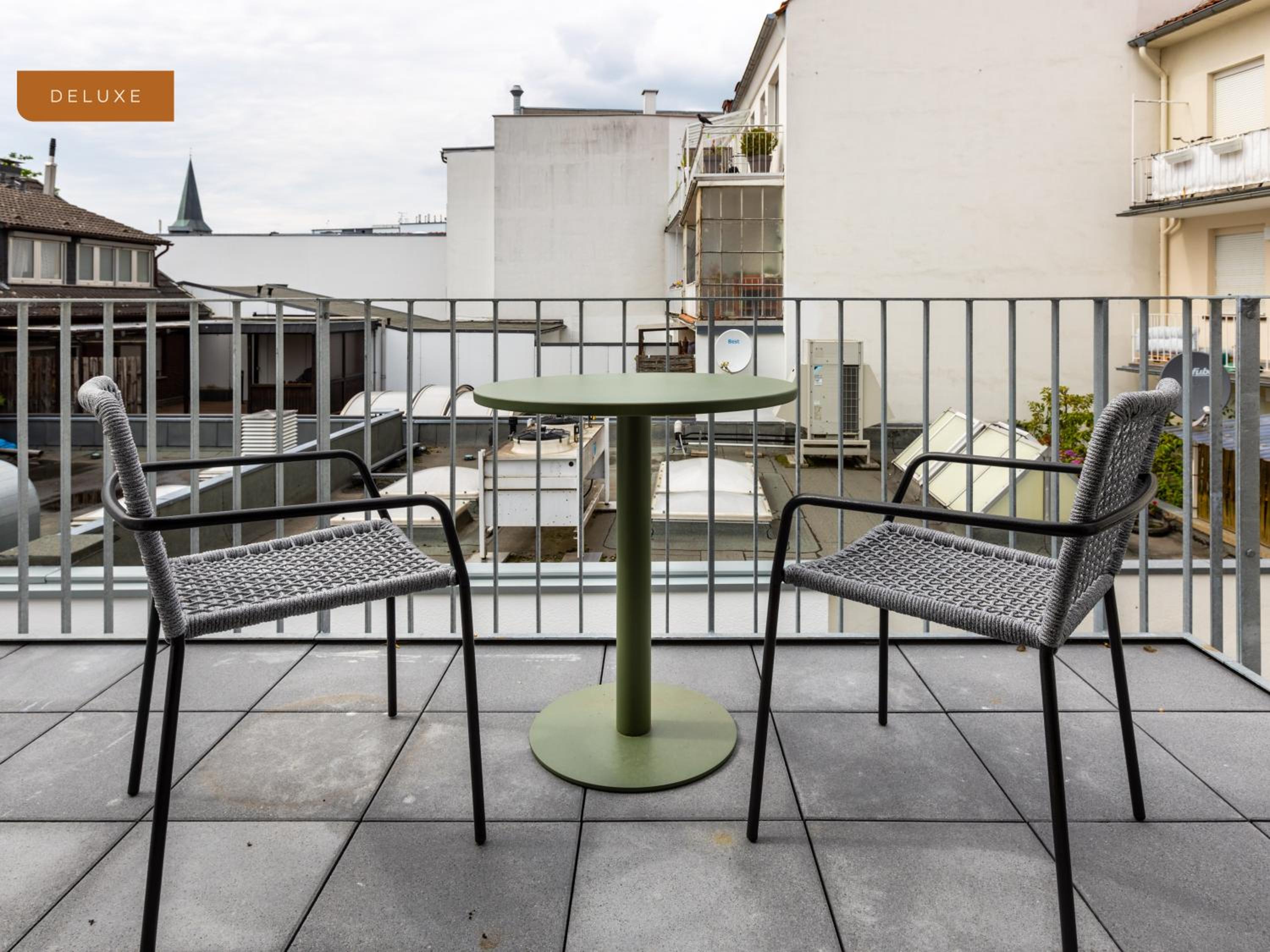 Deluxe Suite with Balcony photo 3