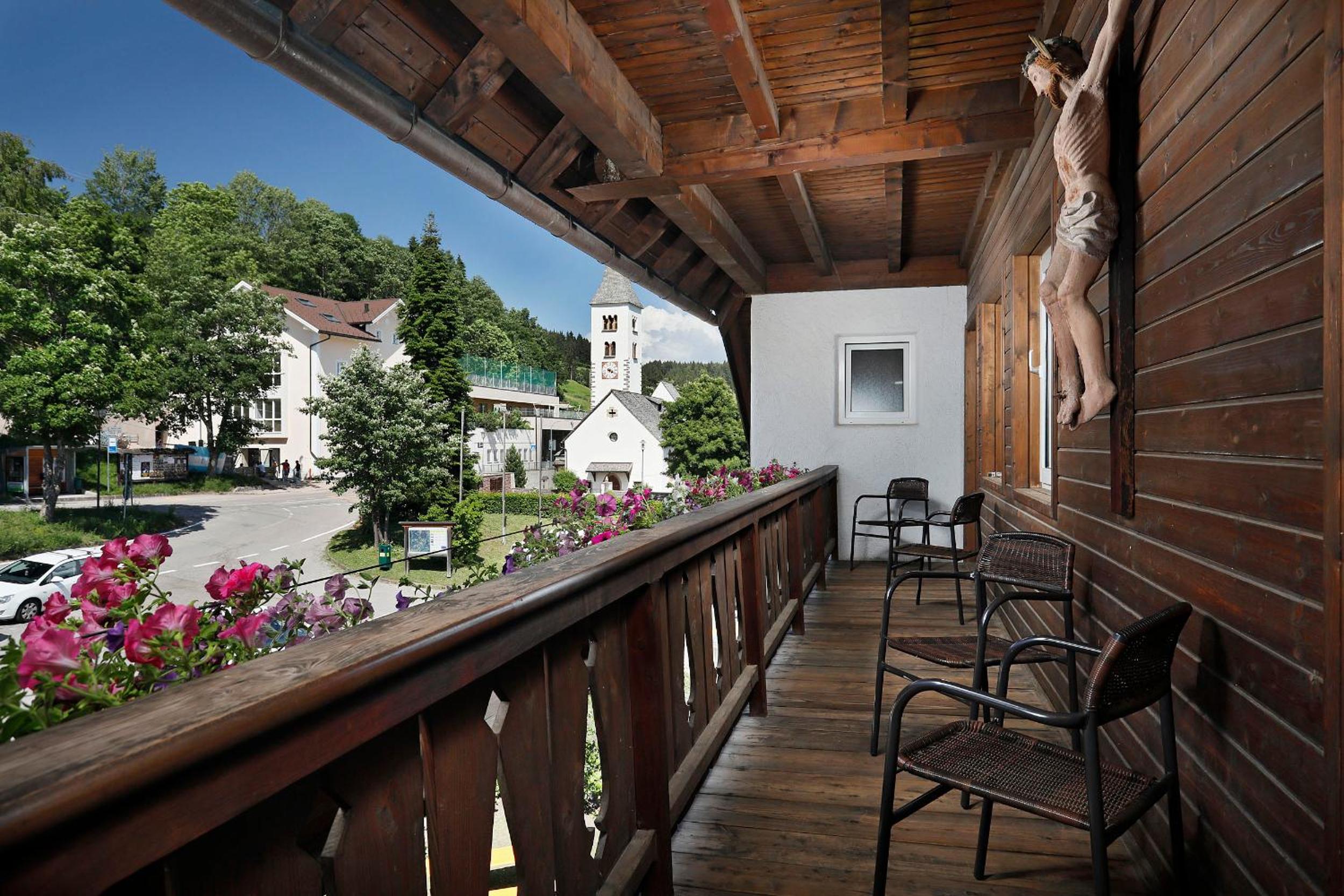 Triple Room with Balcony - Photo 2