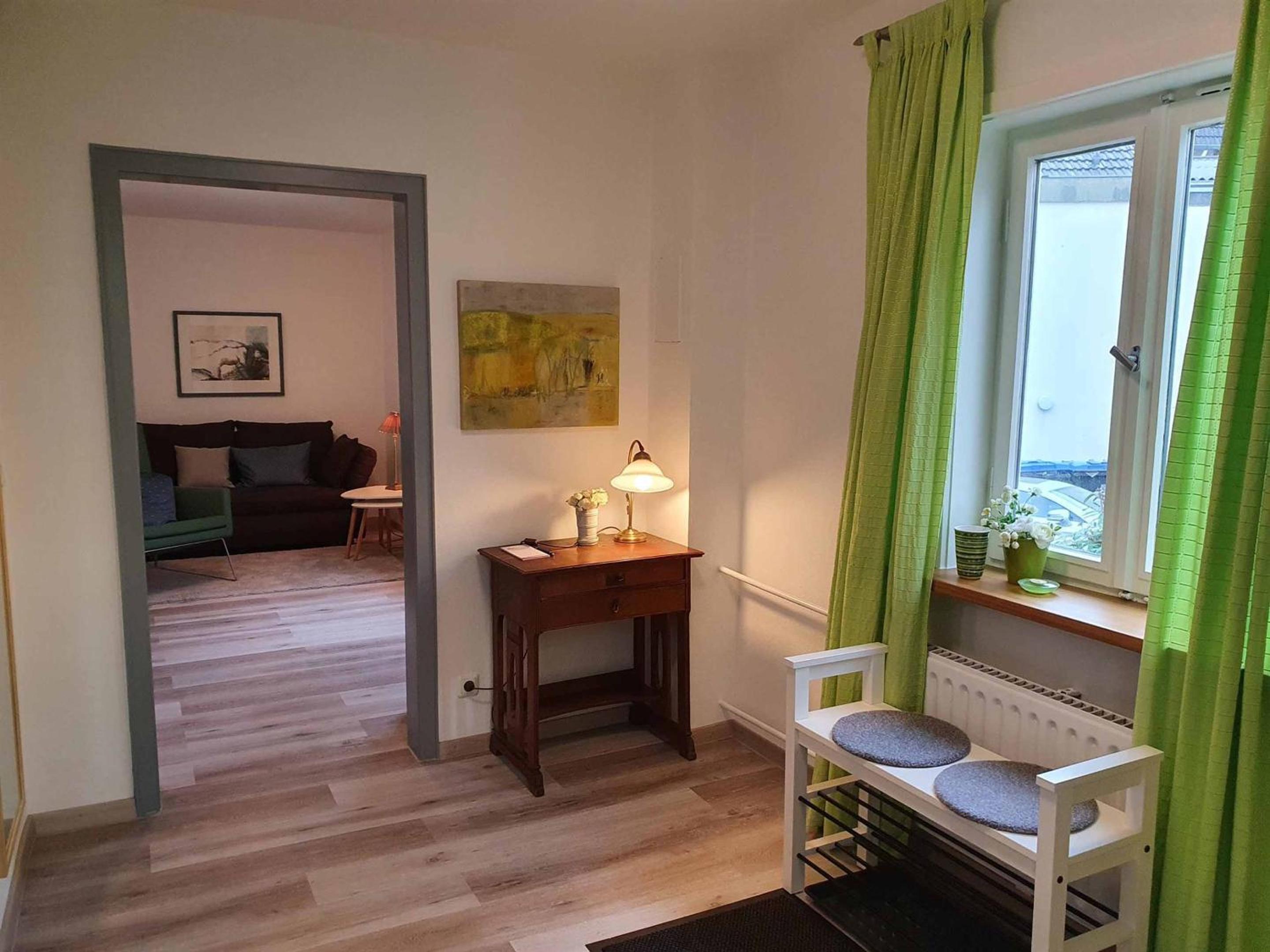 One-Bedroom House photo 1