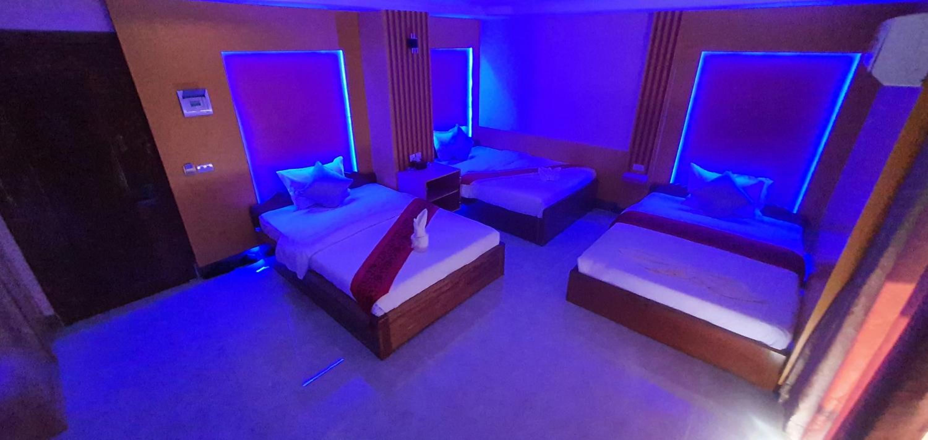 Deluxe Triple Room - Photo 3