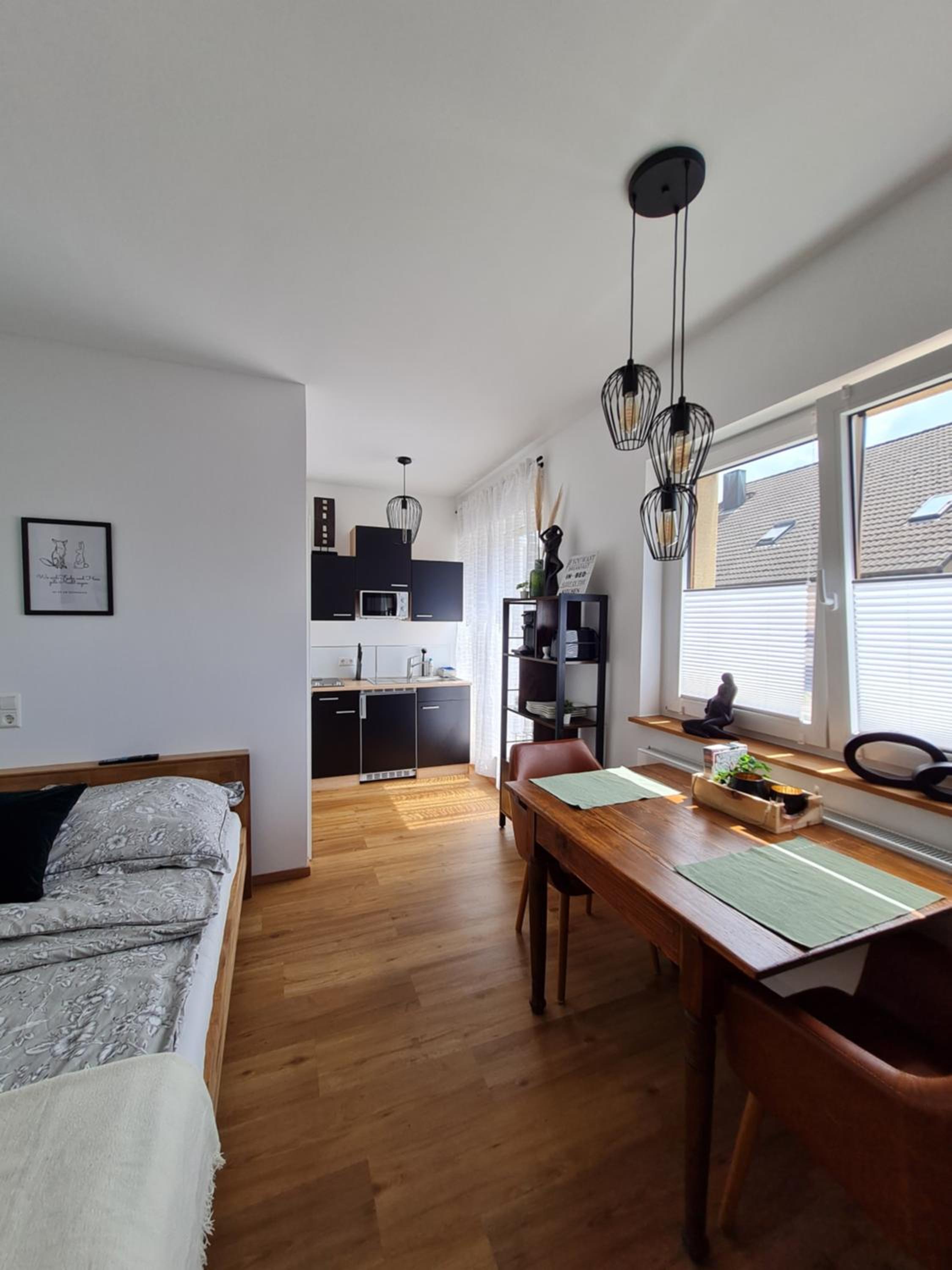 One-Bedroom Apartment photo 1