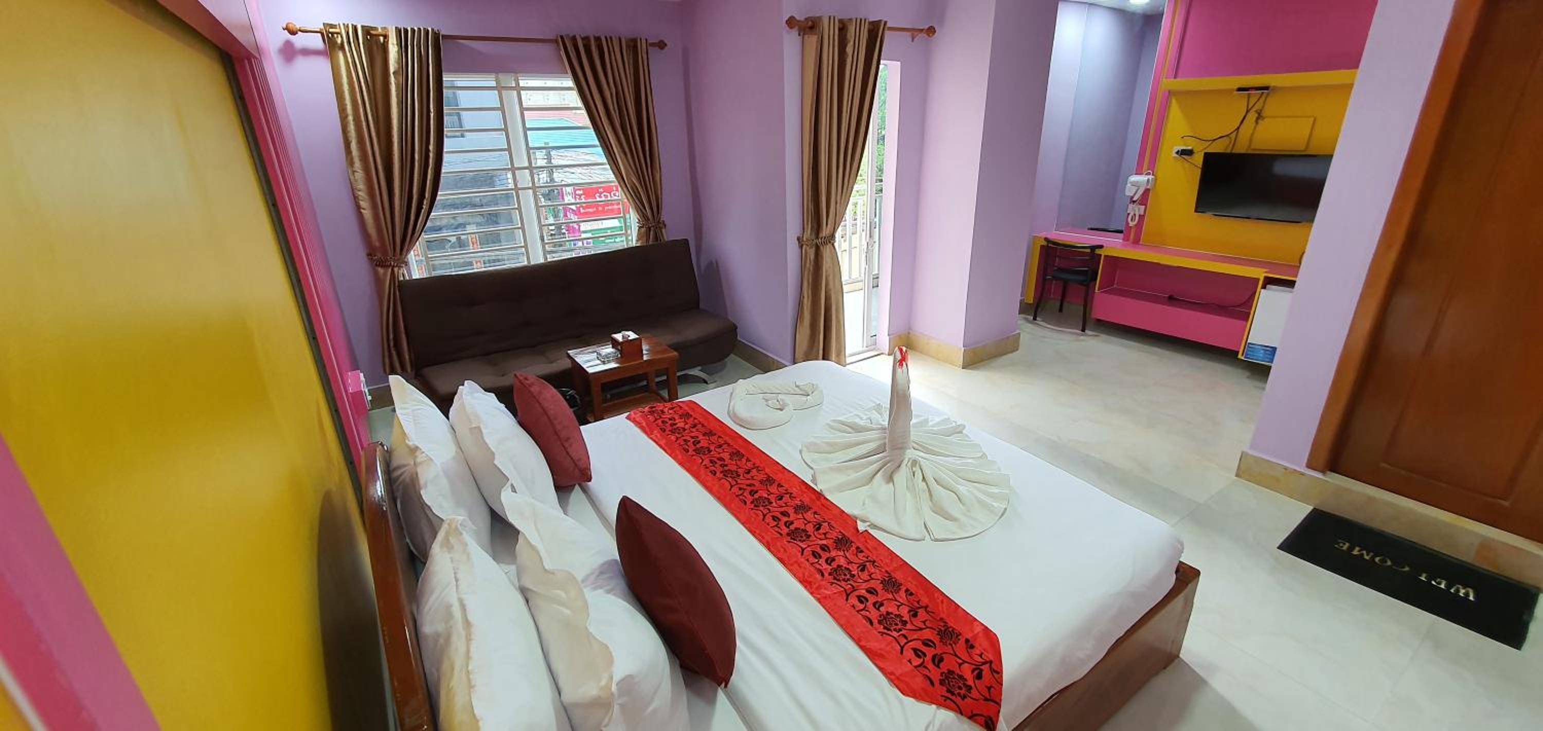 King Suite - Photo 7