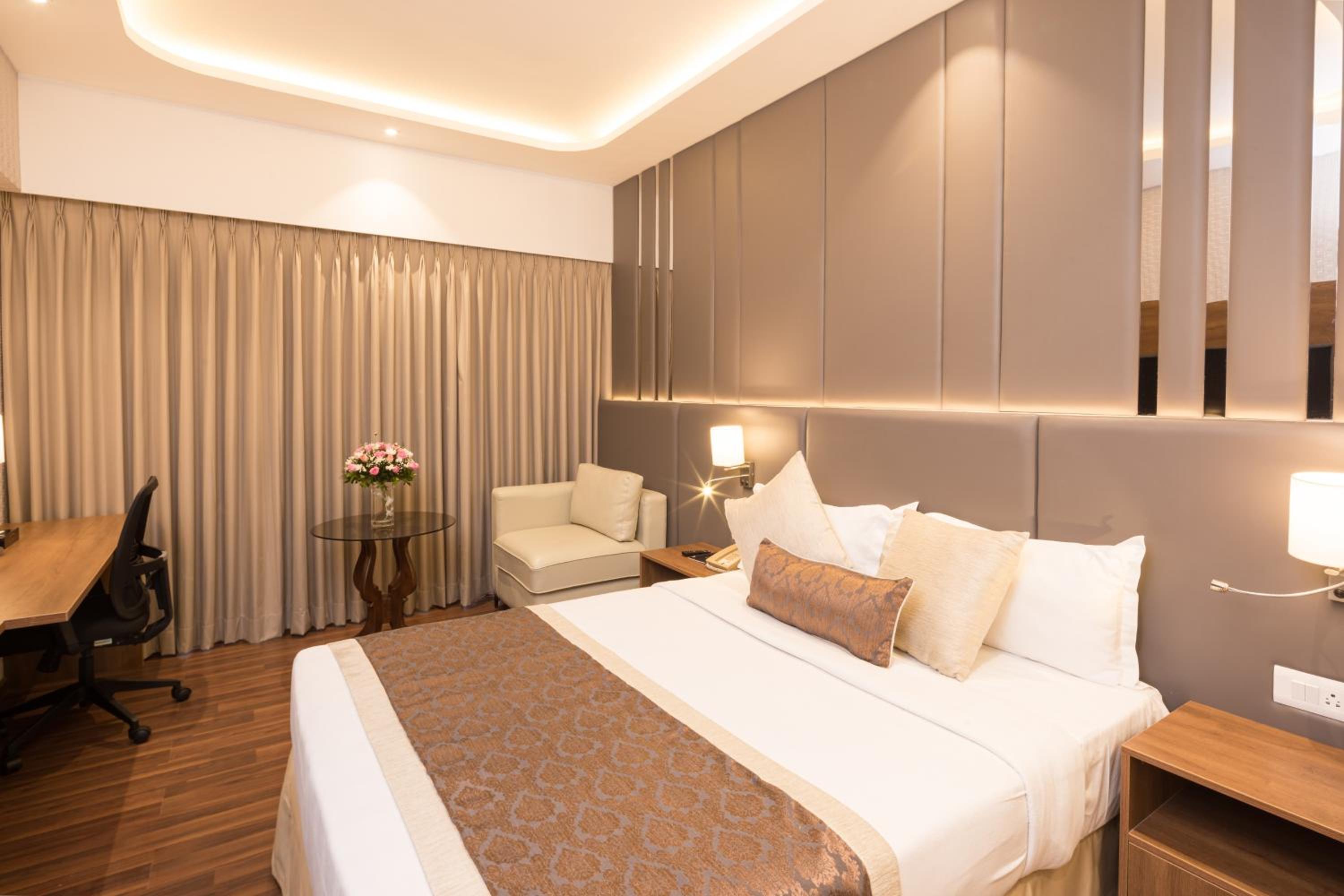 Executive Club Room