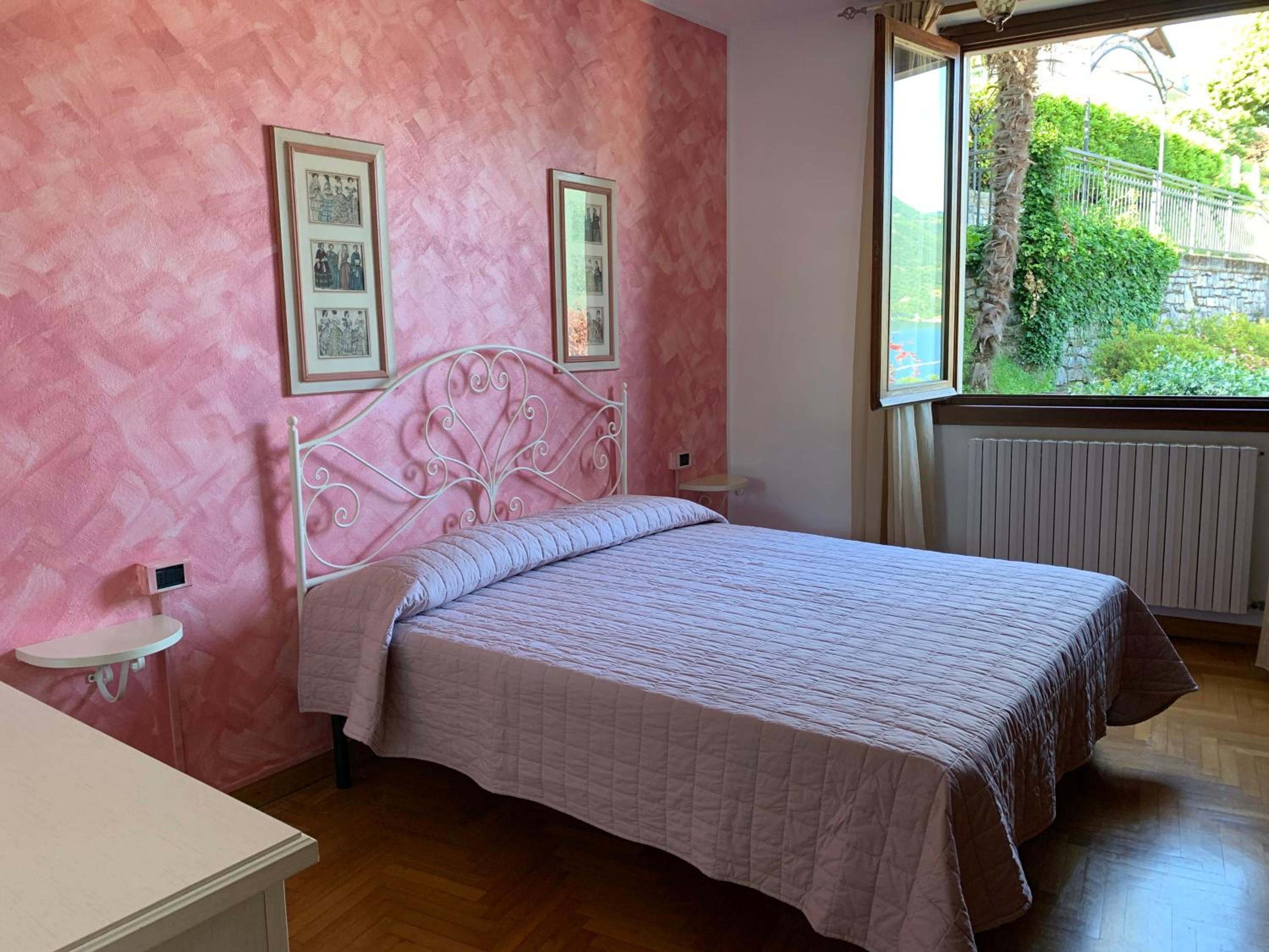 4-Bedroom Holiday Home photo 2