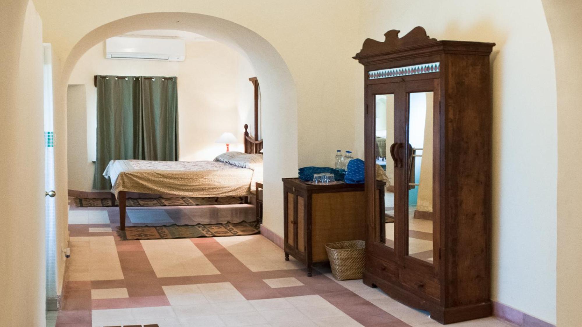 Heritage Smart - 10% off on Spa & Laundry Service, Complimentary Evening Tea,  Guided Fort Tour and Chargeable Vintage Car ride - Photo 7
