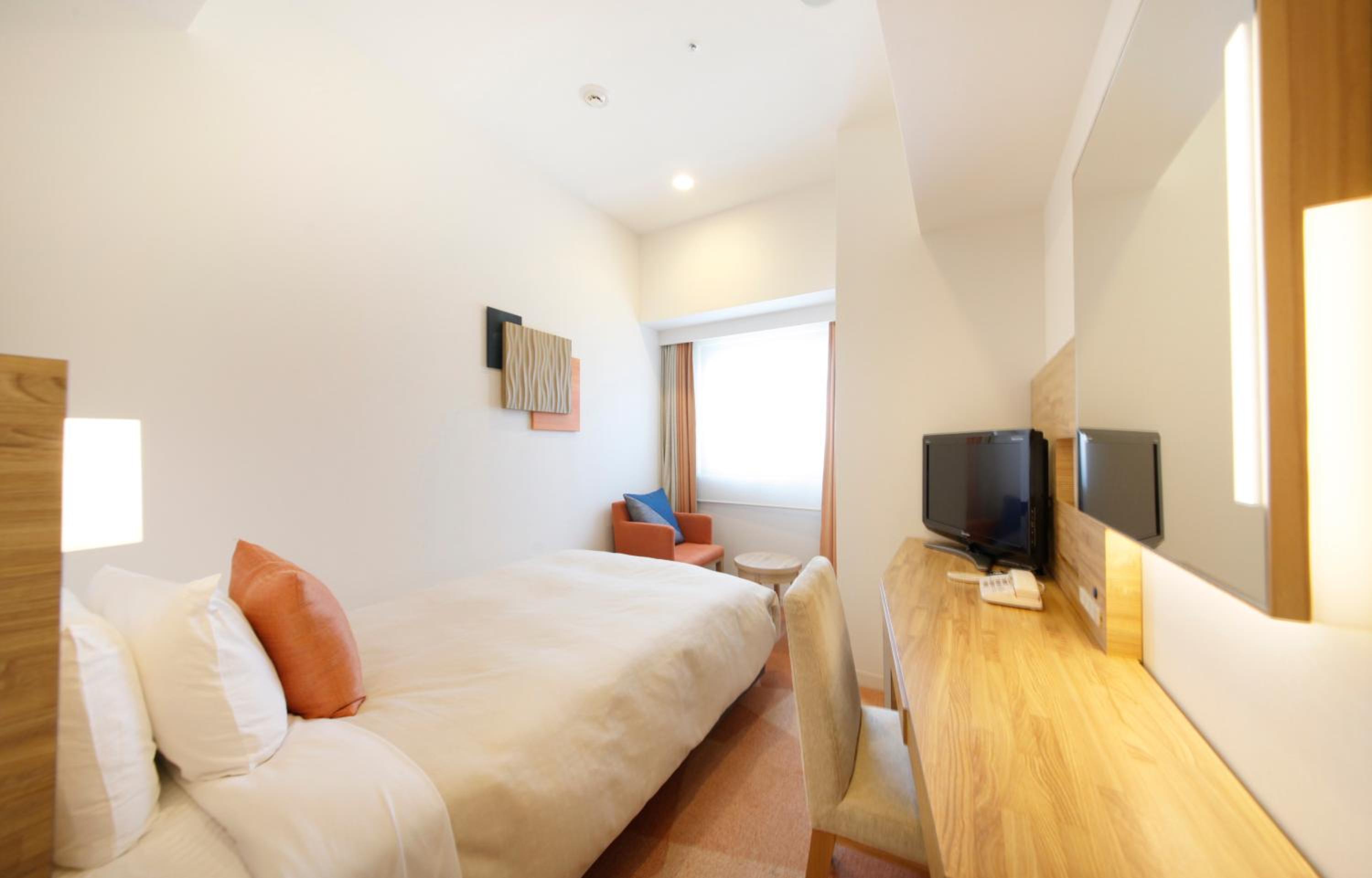 Single Room - Non-Smoking