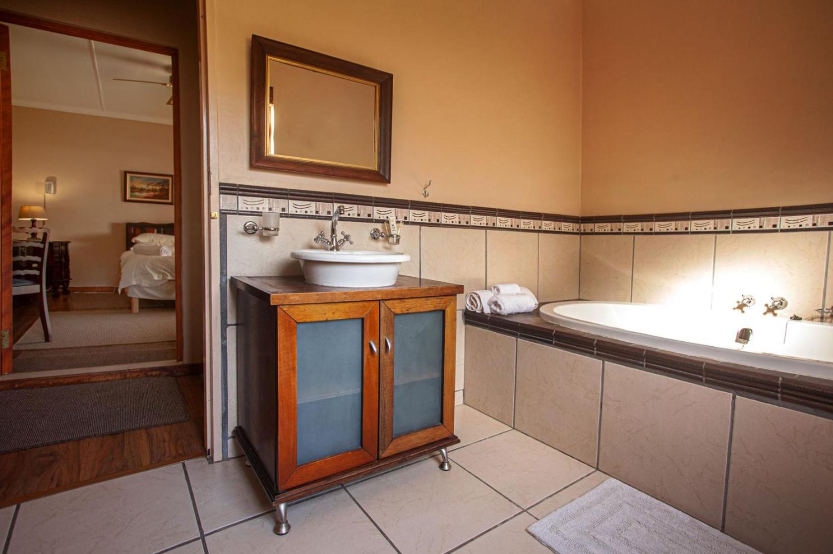 Budget Double Room - 1 photo 3