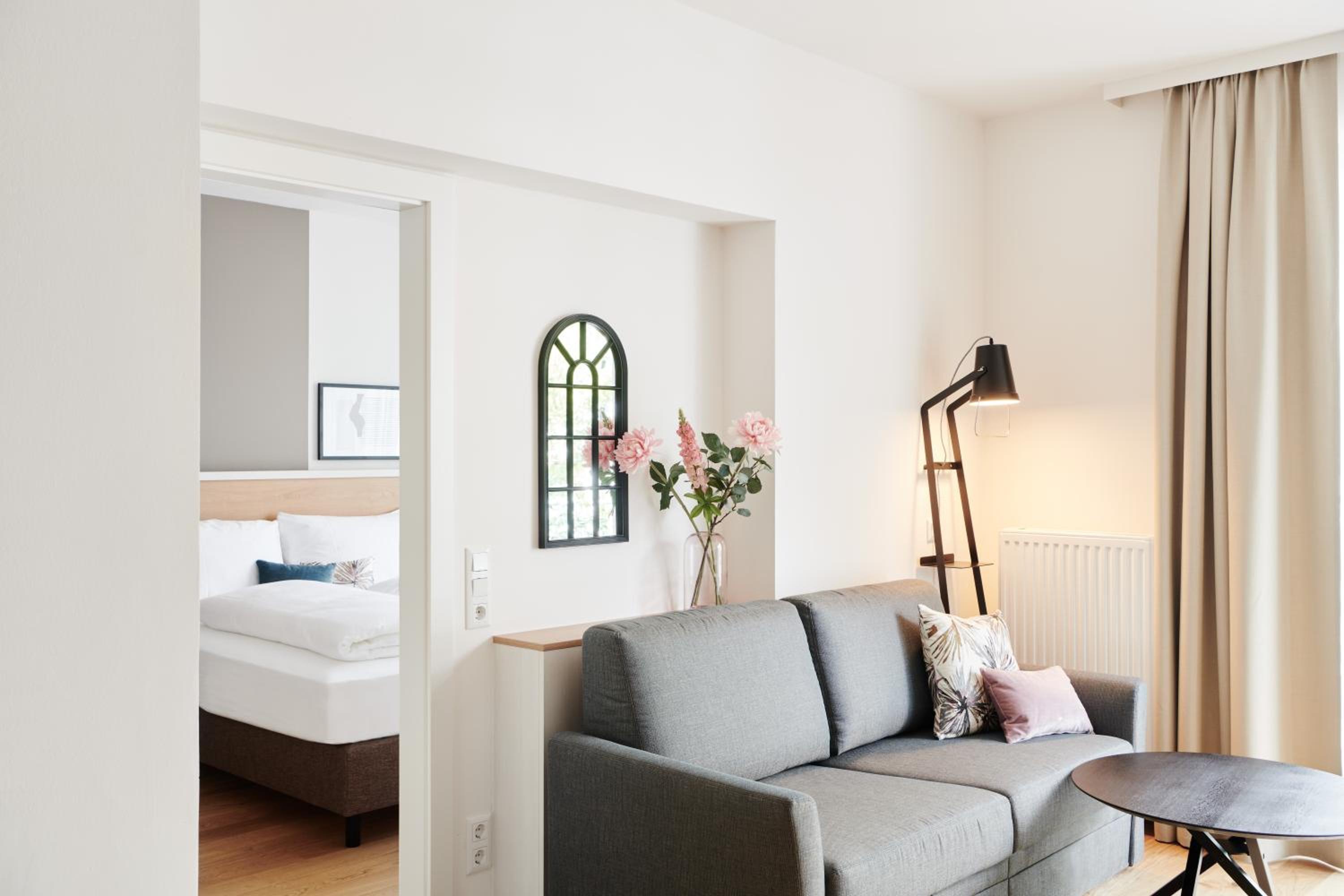 One-Bedroom Apartment with Air Condition photo 1
