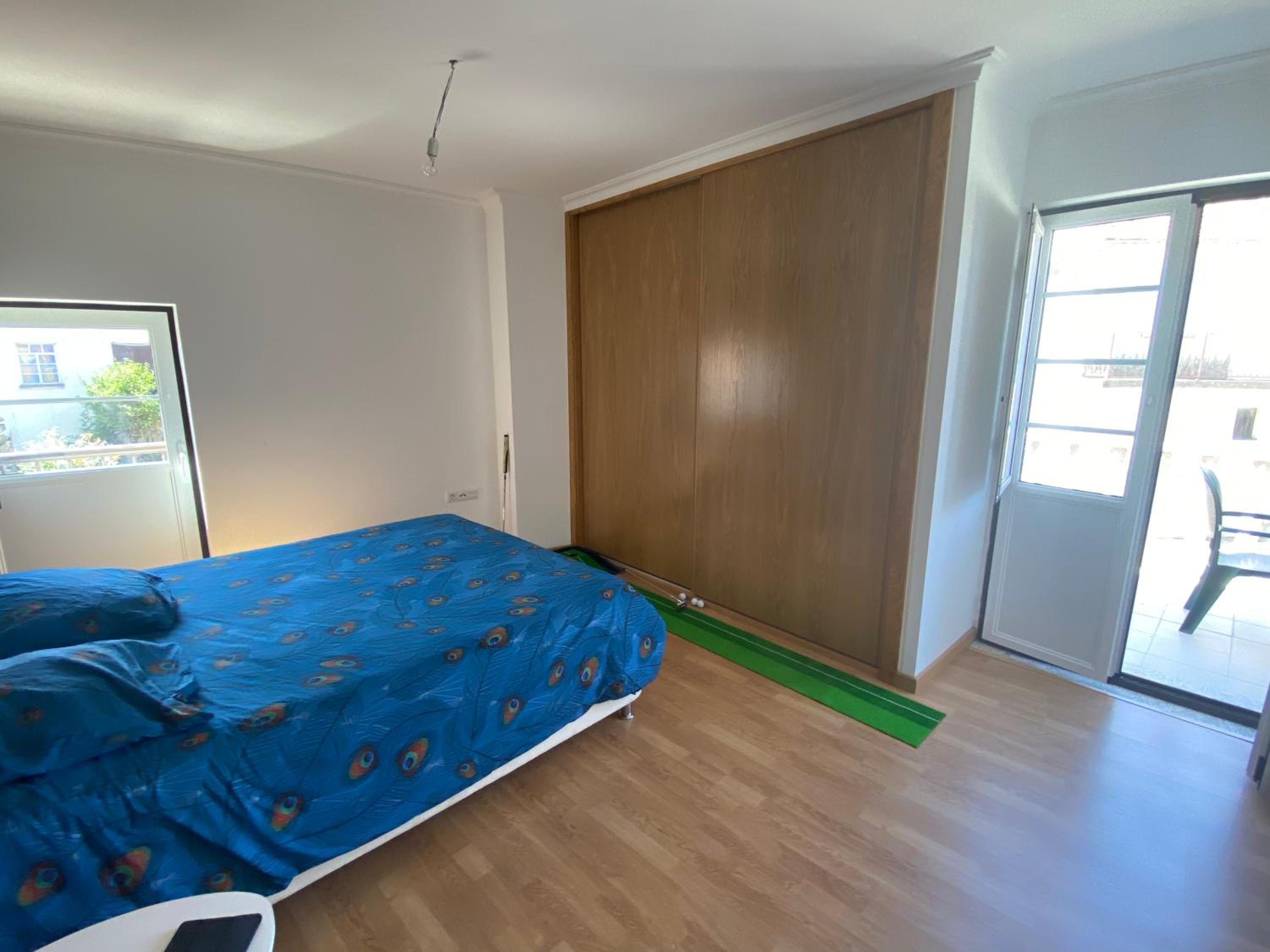 Four-Bedroom House photo 1