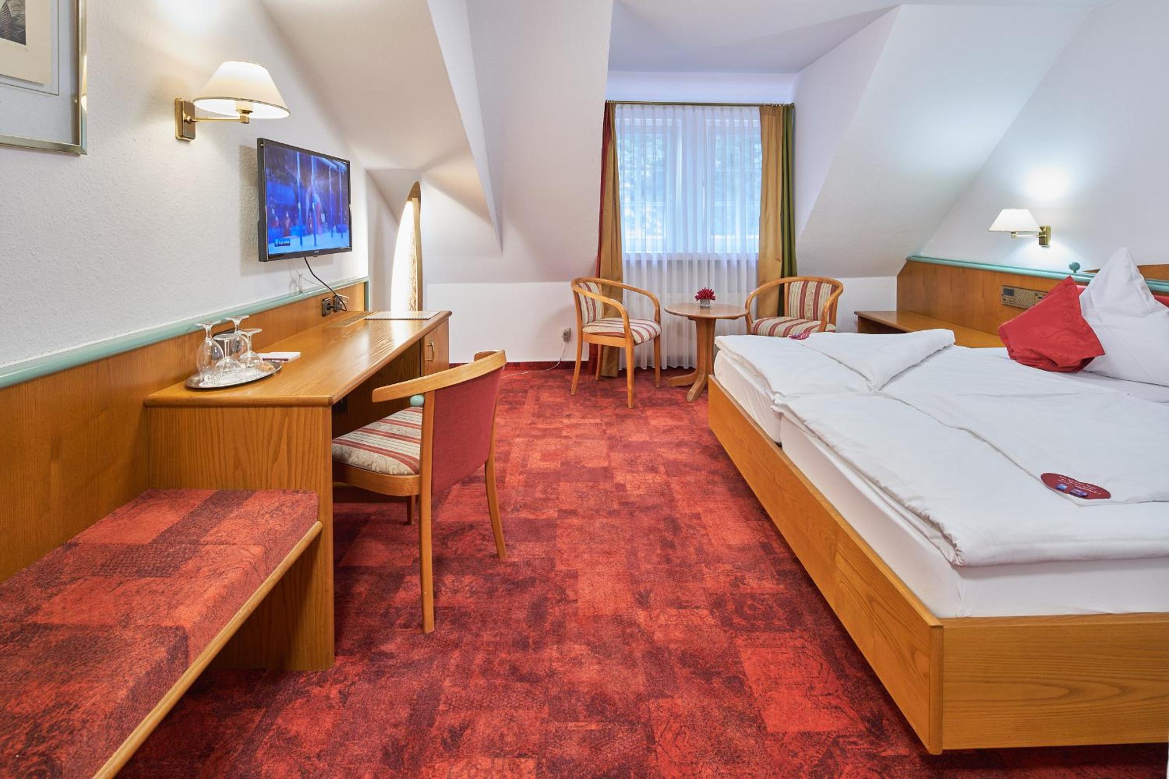 Double Room - Photo 7