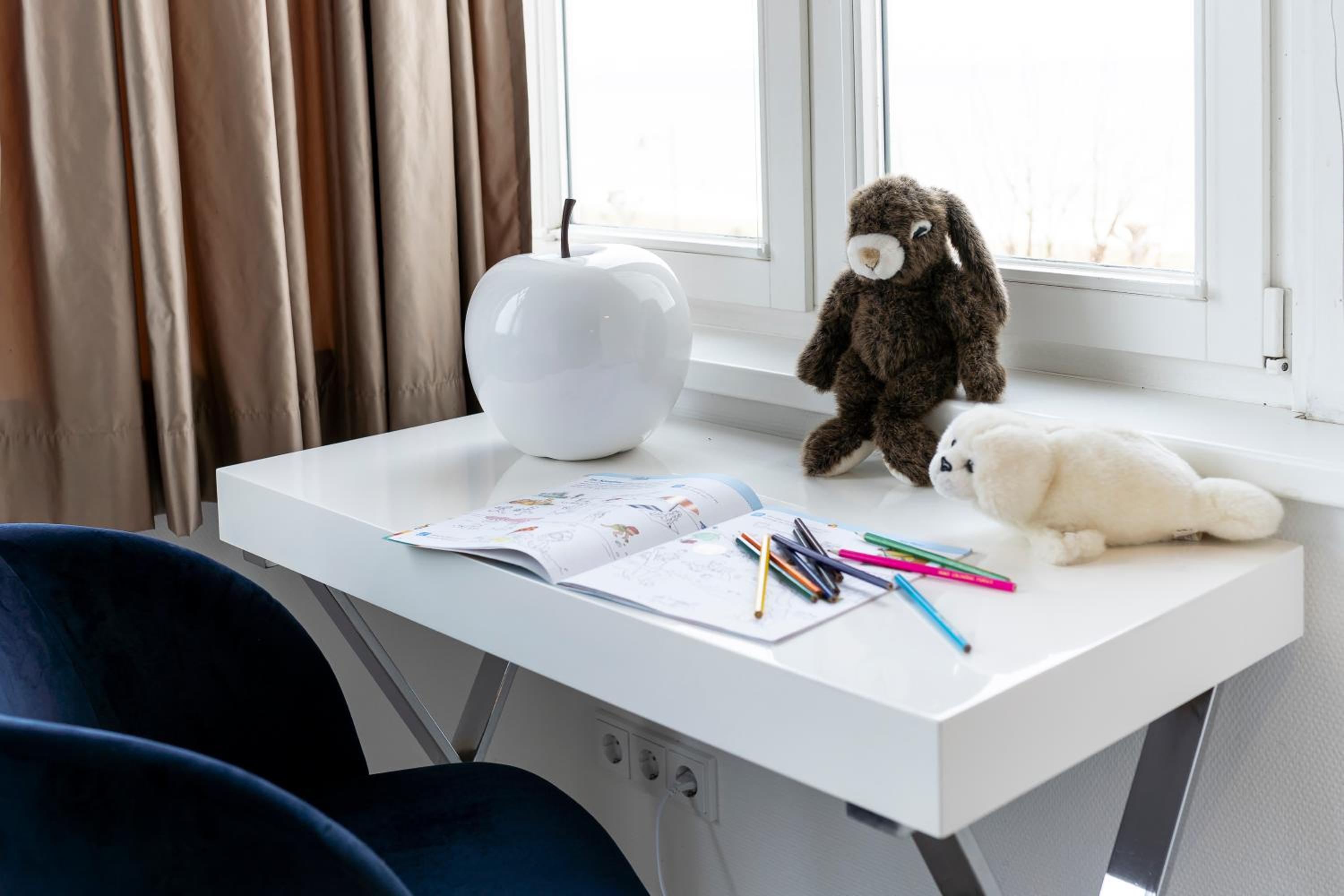 Apartment 12 photo 2