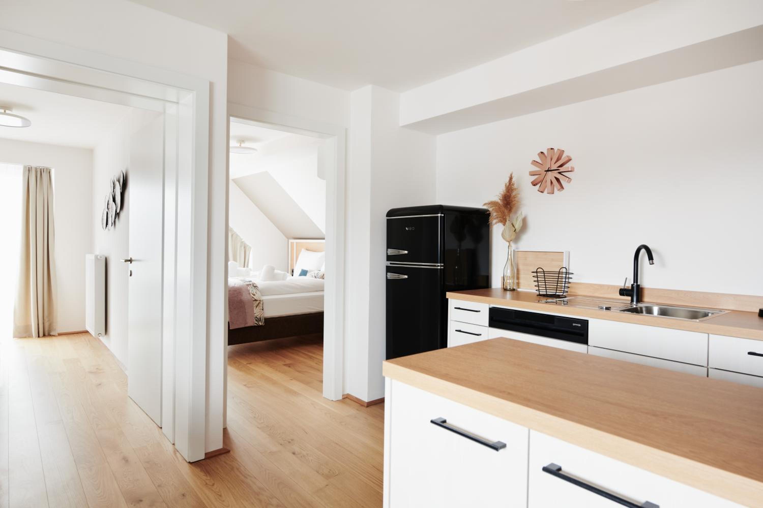 Penthouse Apartment with 2 bedrooms & air conditioning