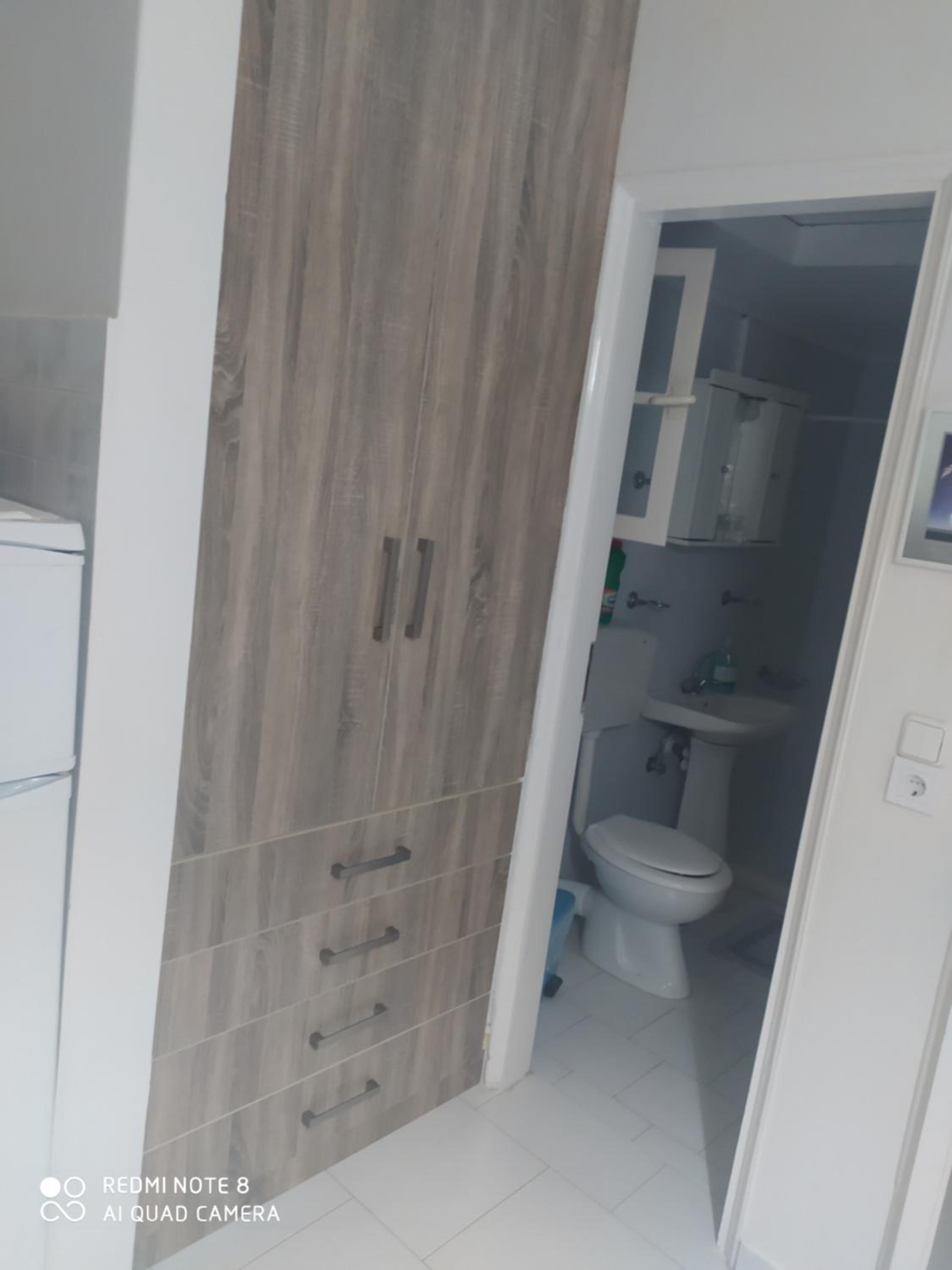 Standard Triple Room - Photo 8