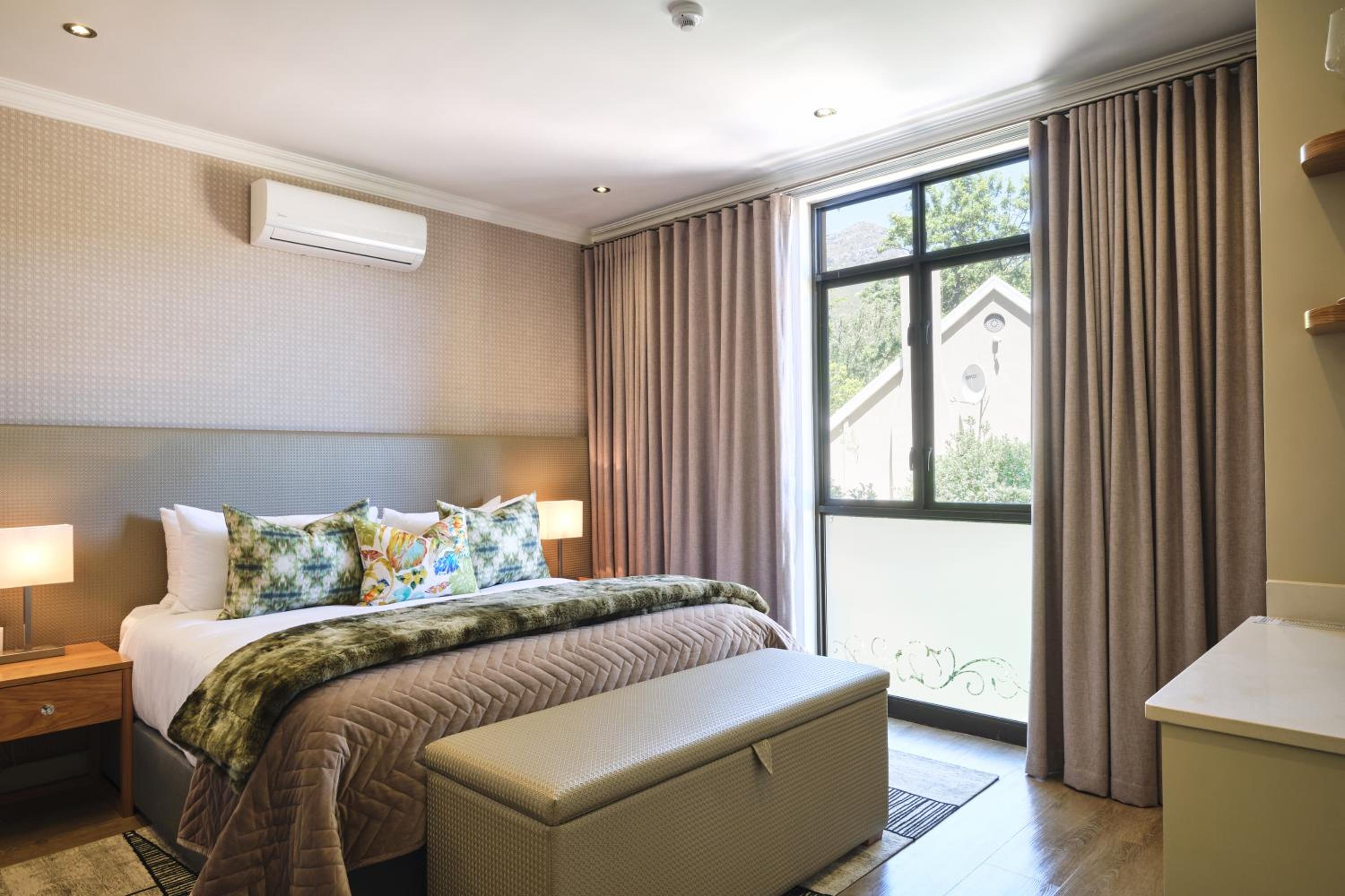 Classic King Room - Photo 1