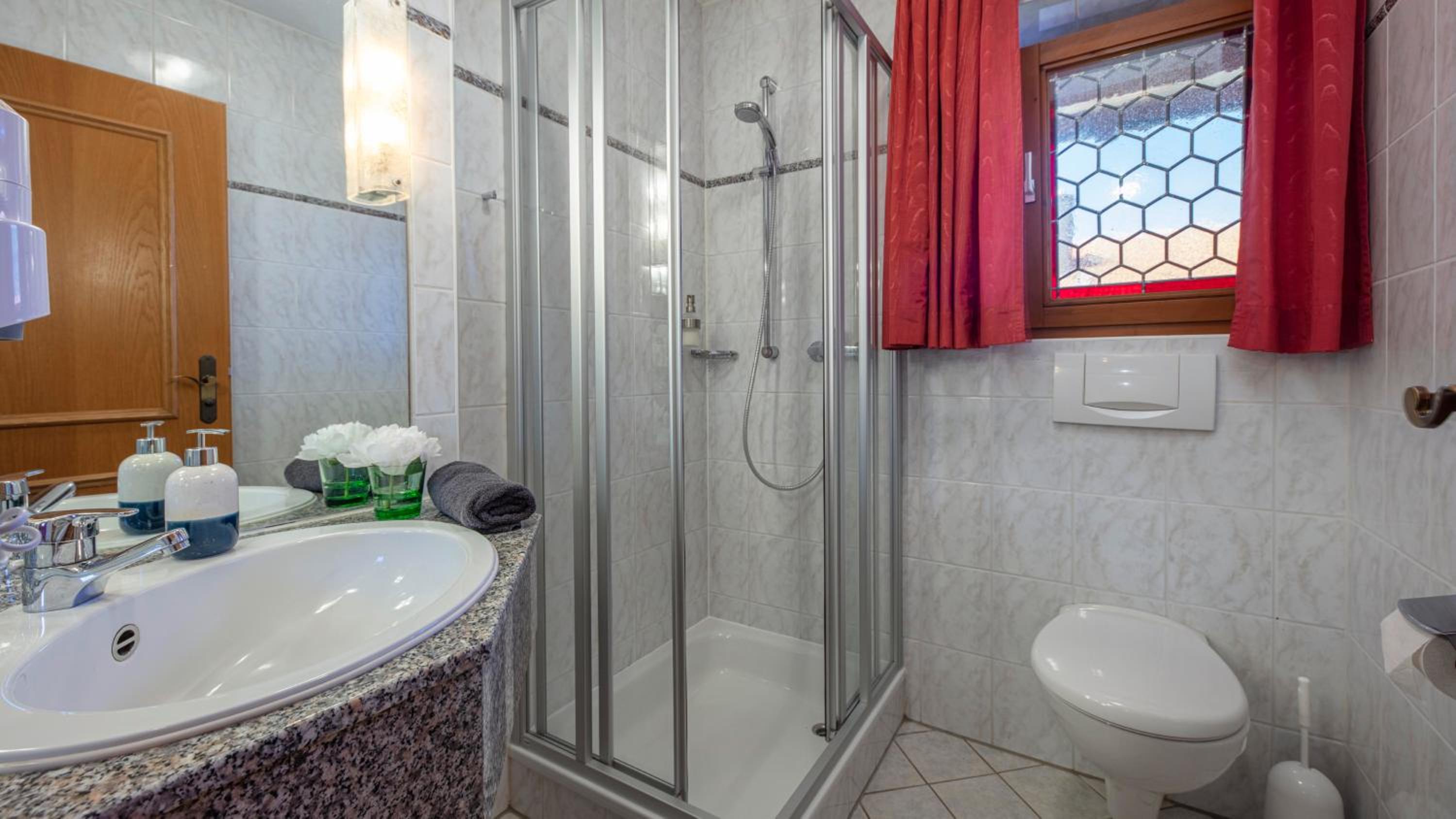 Large Double Room photo 2