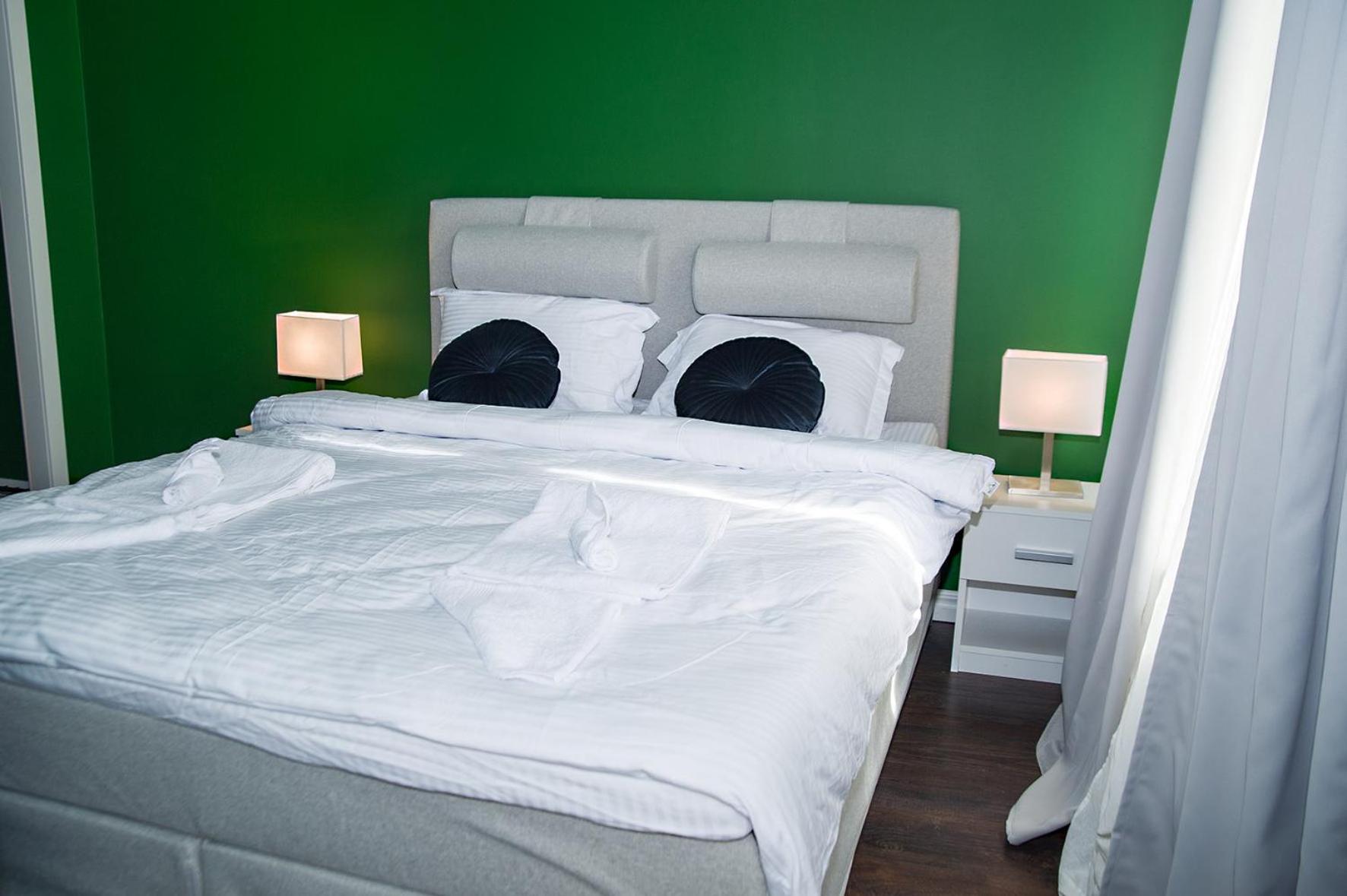 Deluxe Family Suite - Photo 1