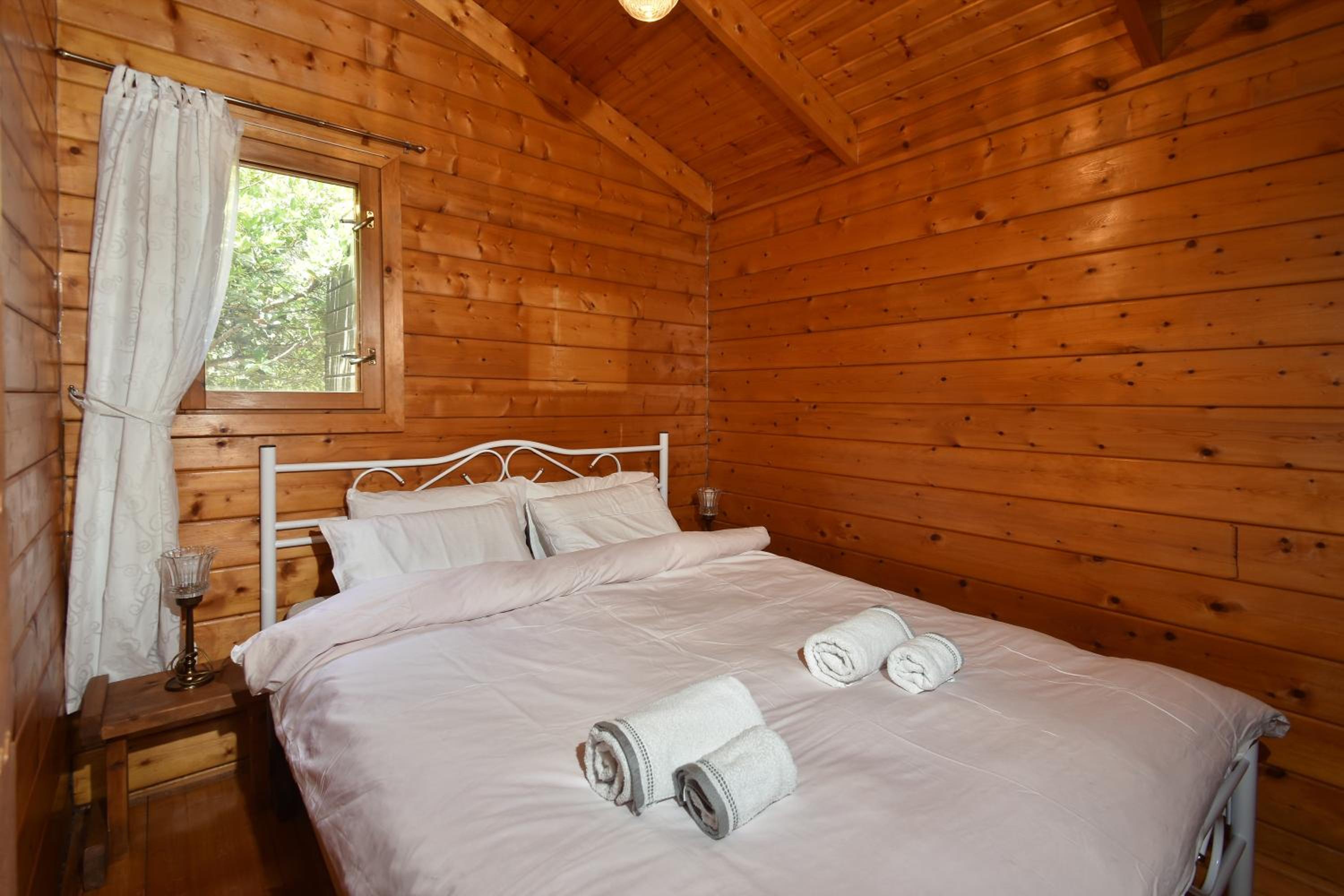 Deluxe Family Suite photo 1