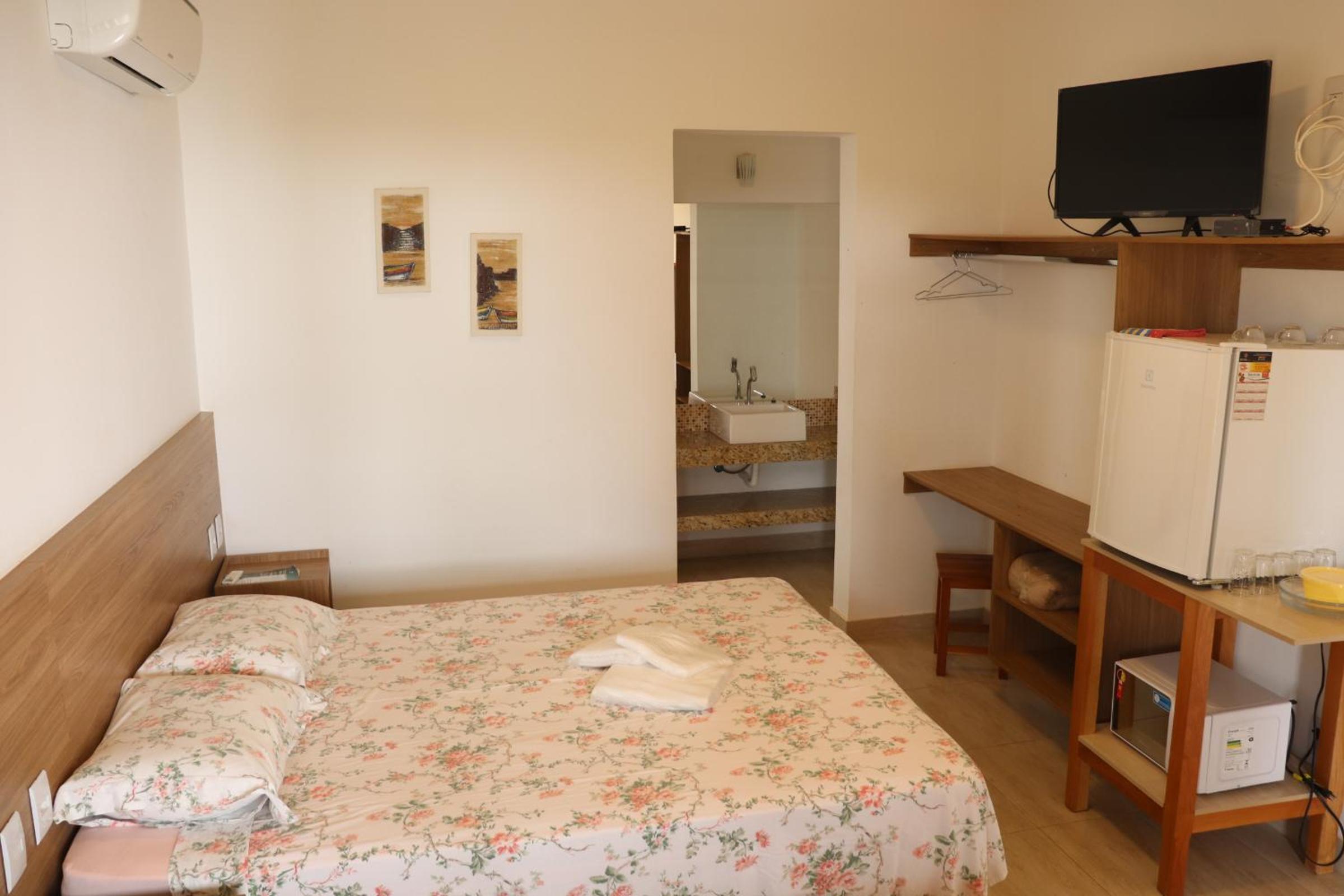 Triple Room with Private Bathroom - Photo 6